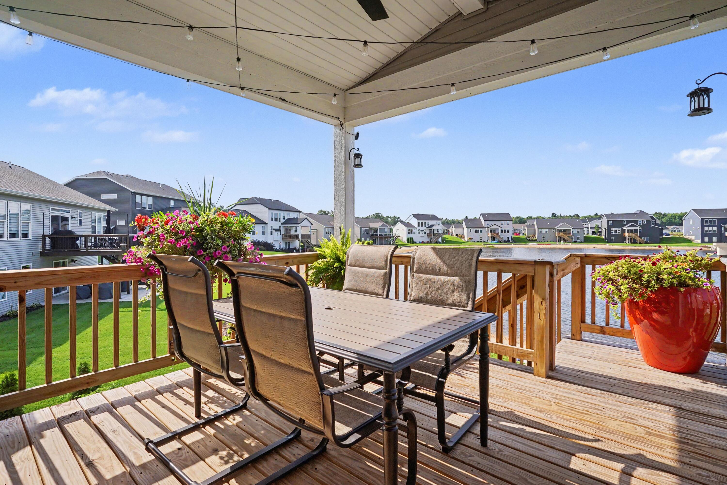 12623 Manchester Drive Grand Haven MI 49417