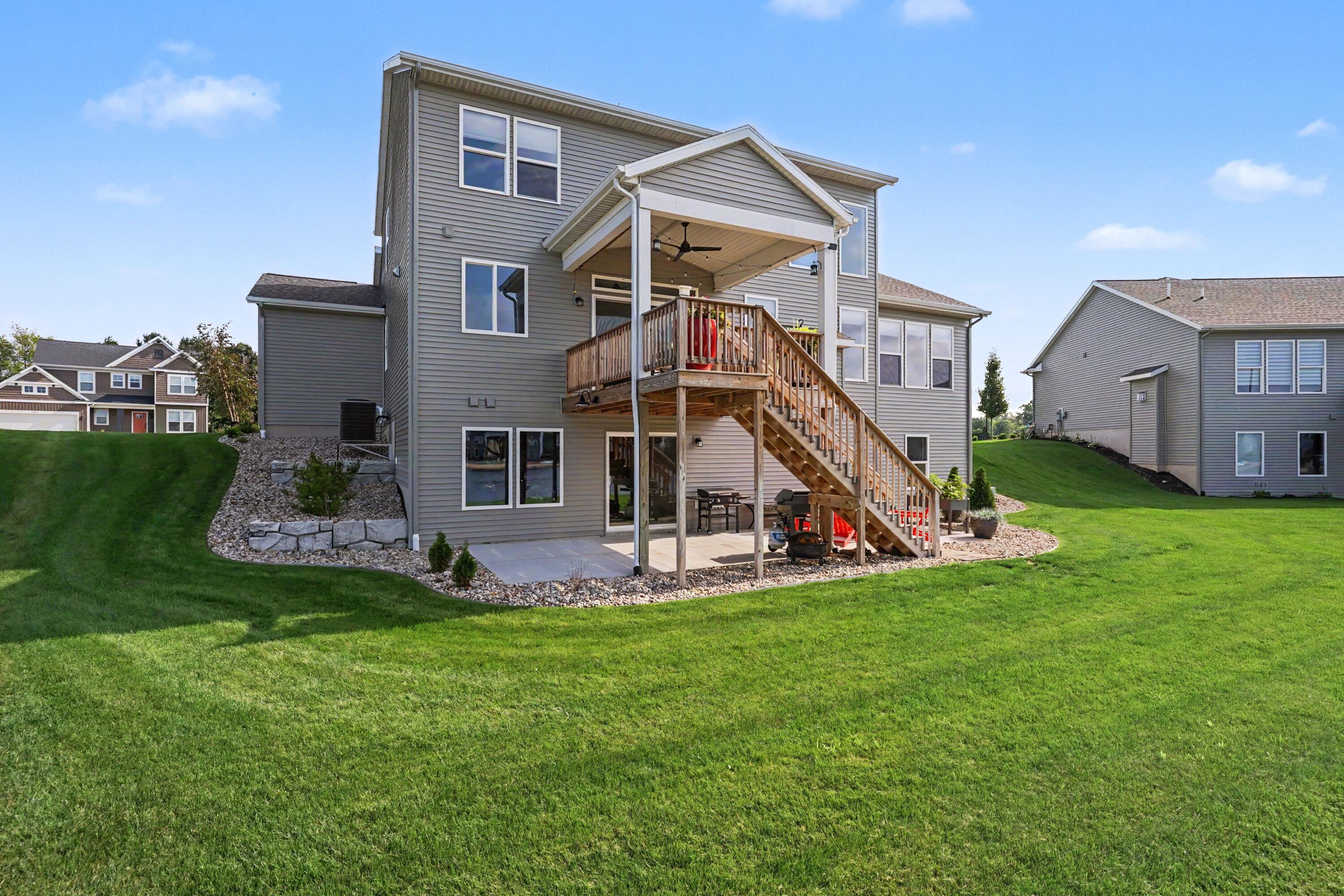 12623 Manchester Drive Grand Haven MI 49417