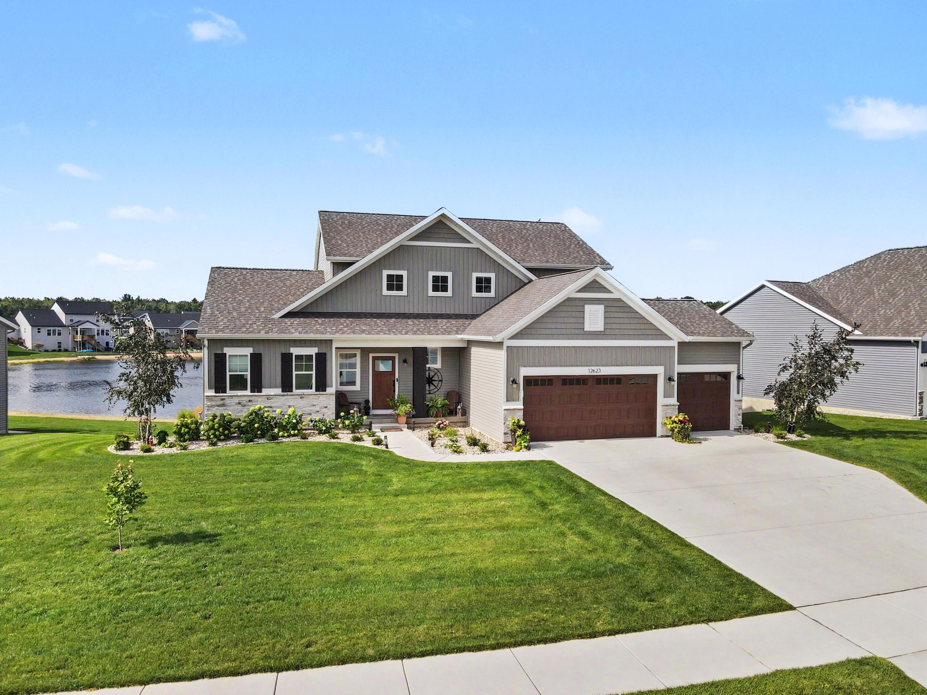 12623 Manchester Drive Grand Haven MI 49417