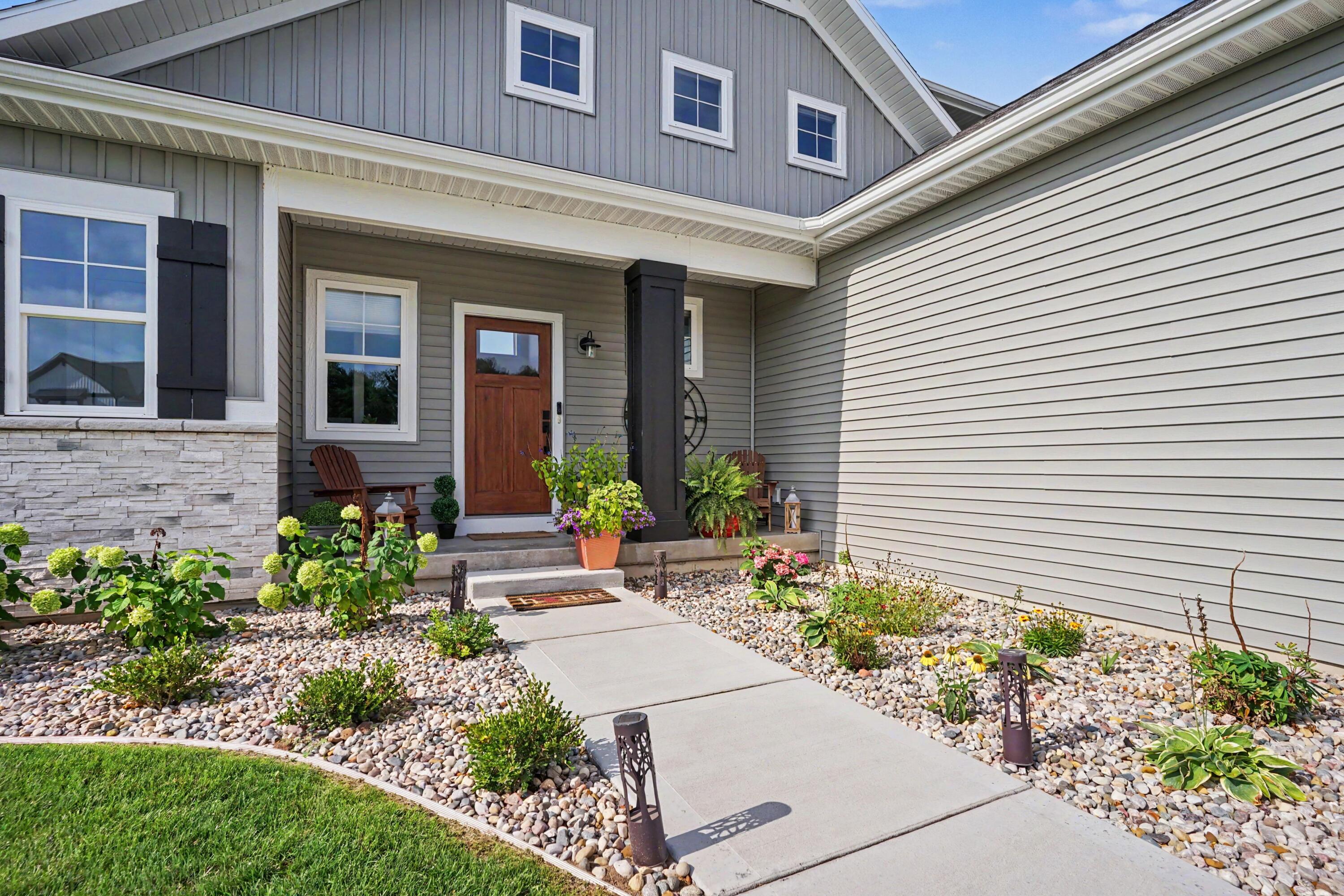 12623 Manchester Drive Grand Haven MI 49417