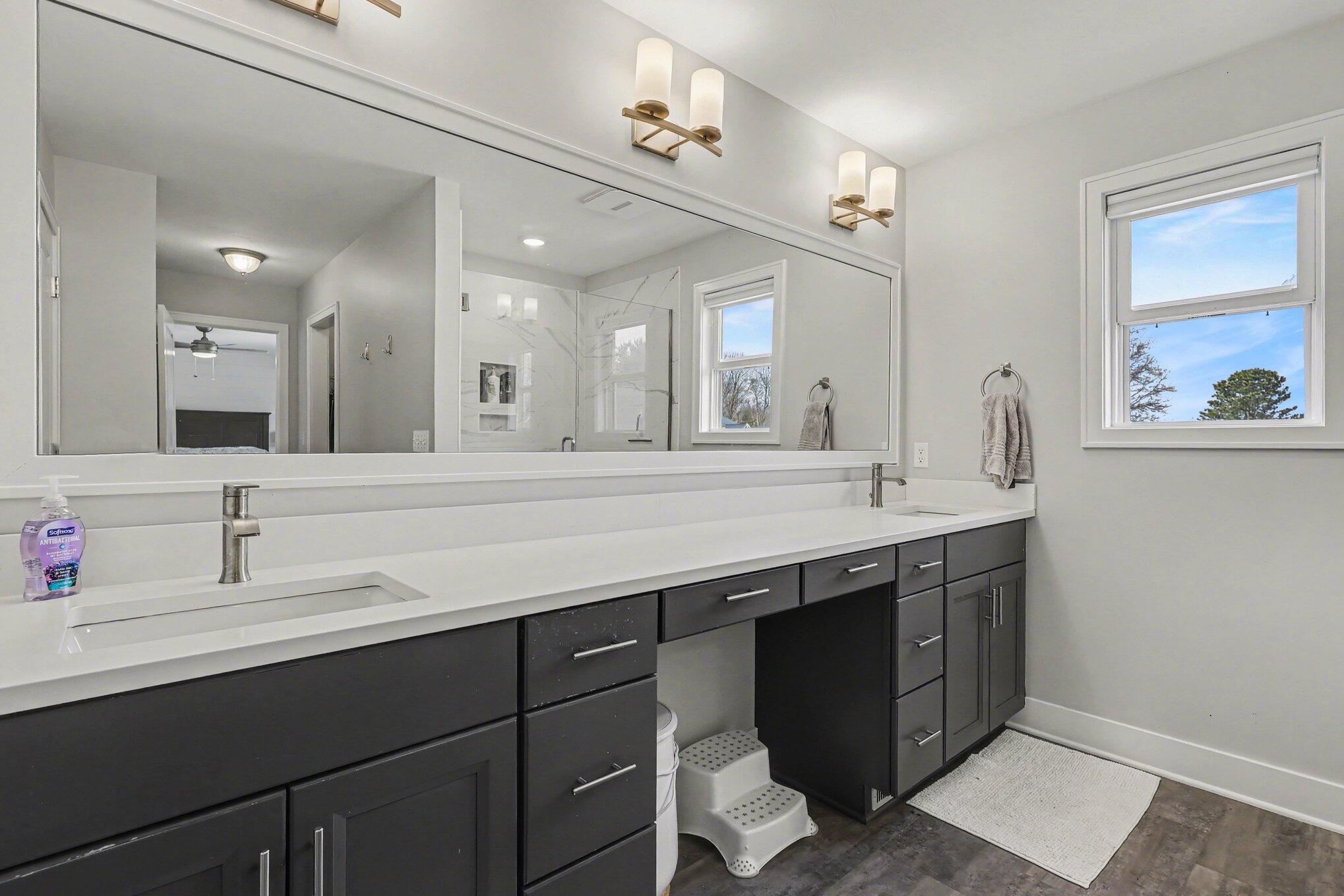 2803 Pinehill Drive Holland MI 49424