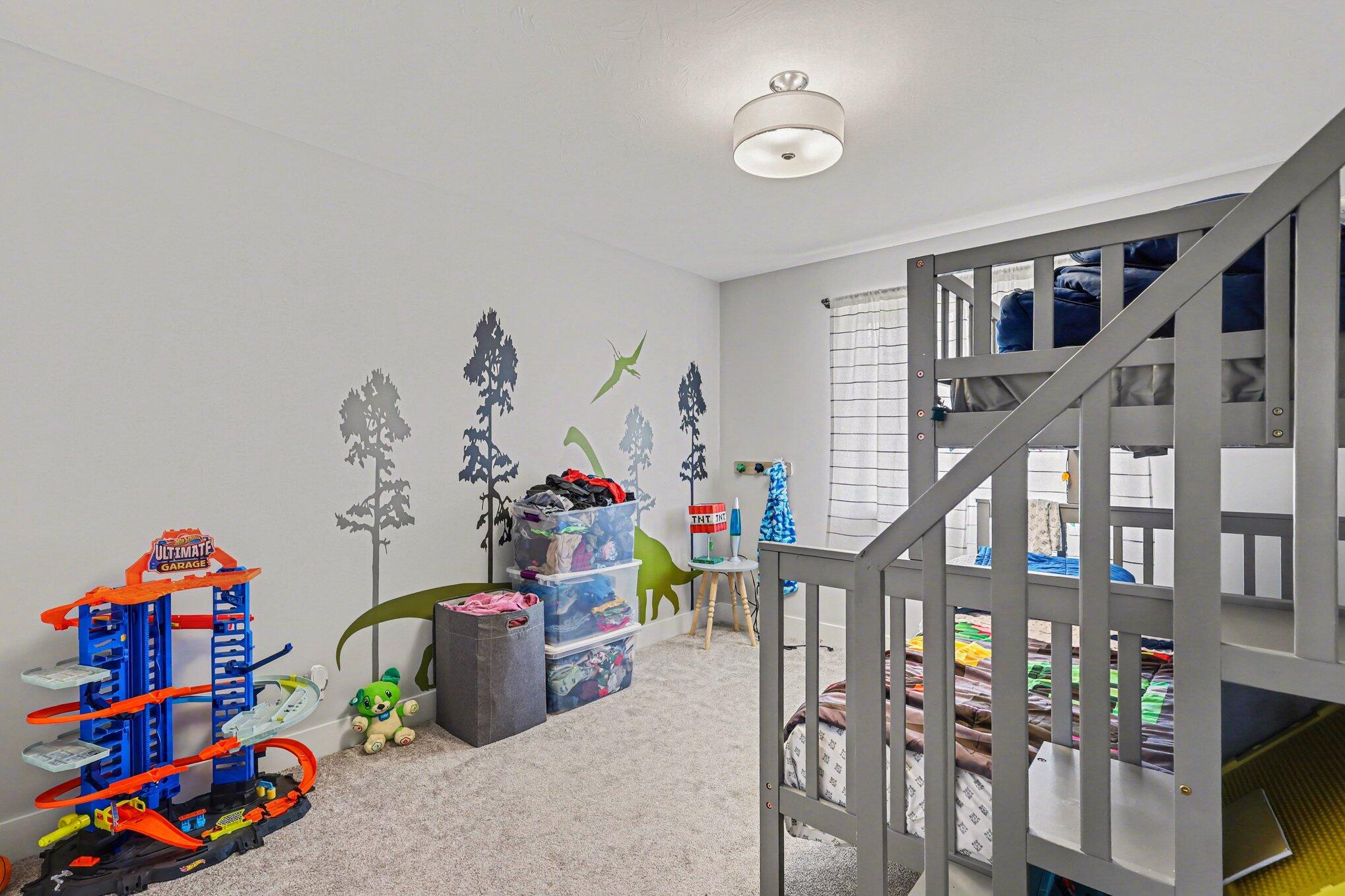 2803 Pinehill Drive Holland MI 49424