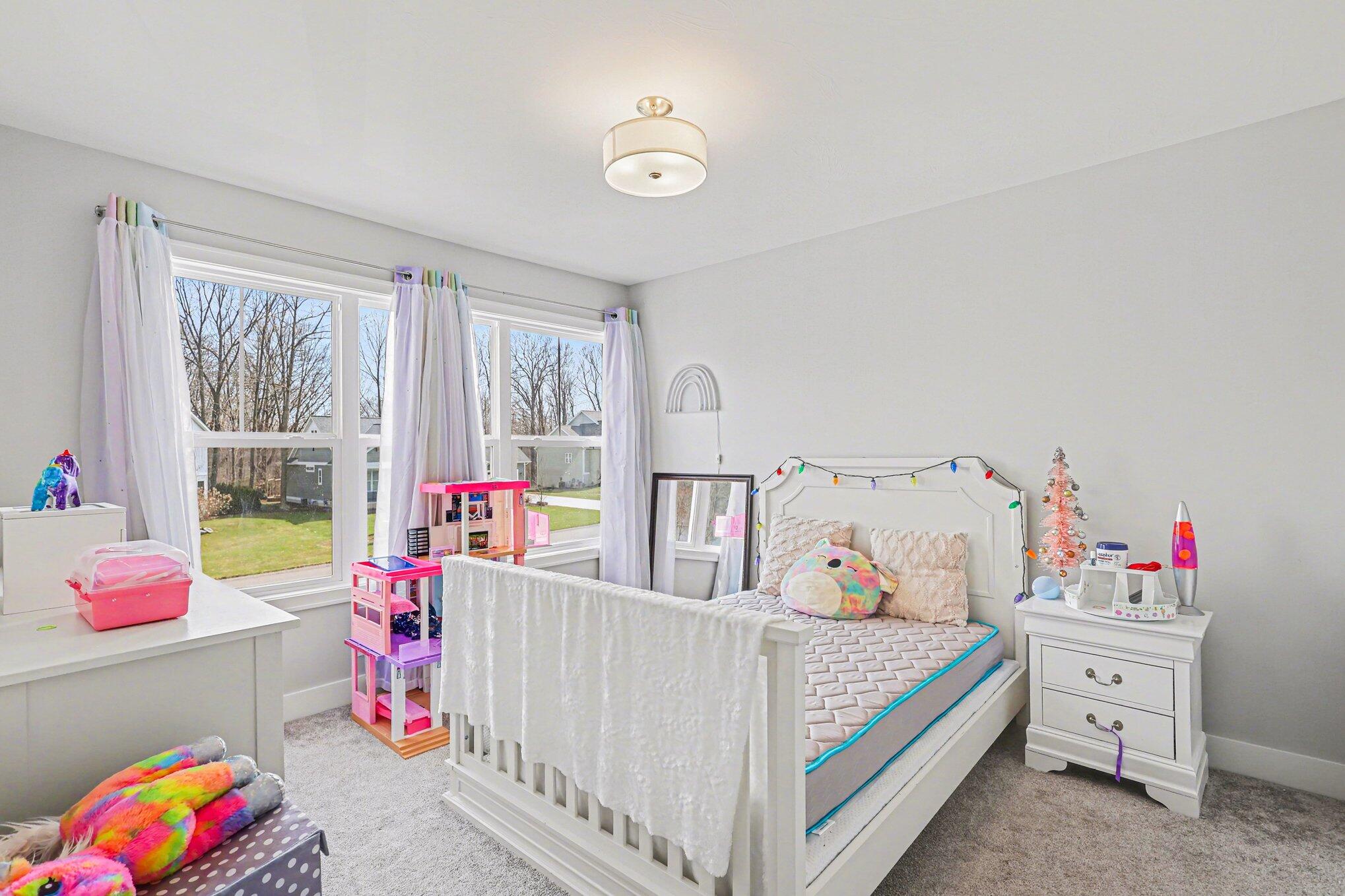 2803 Pinehill Drive Holland MI 49424