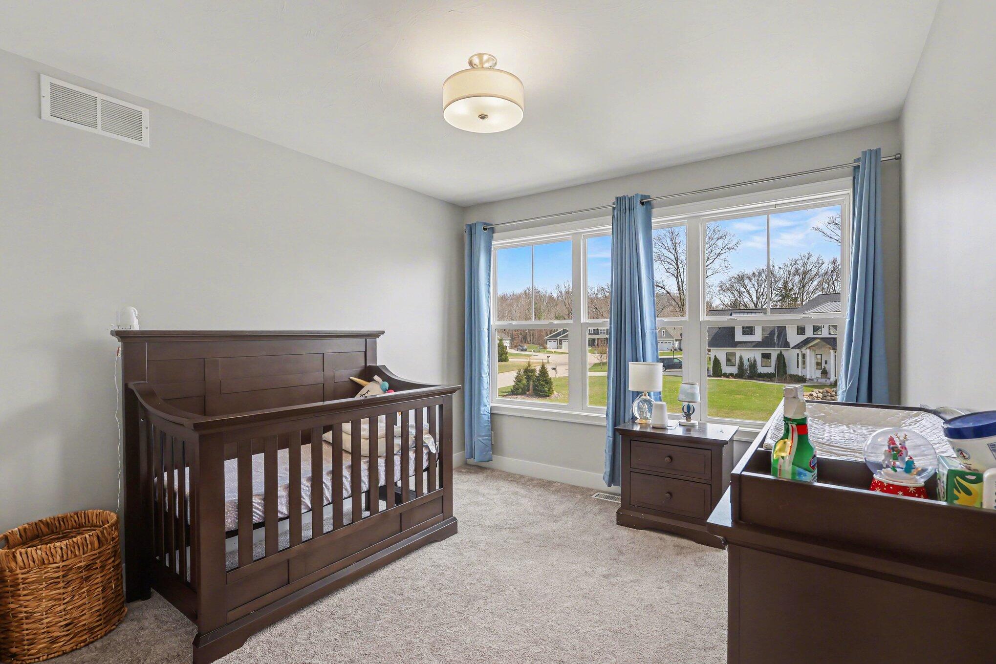 2803 Pinehill Drive Holland MI 49424