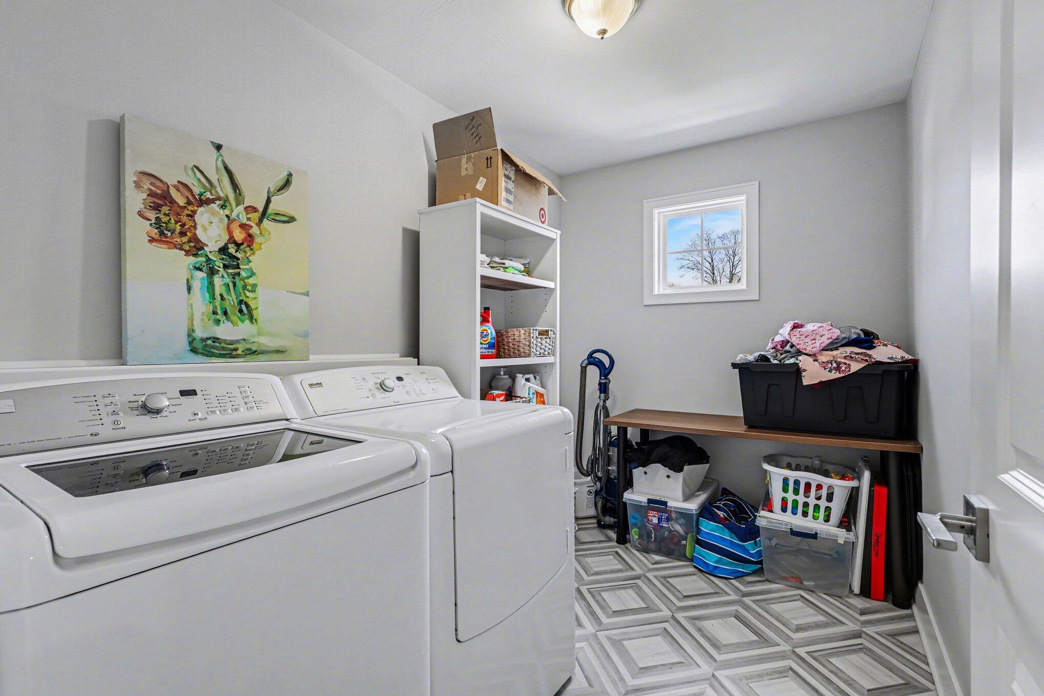 2803 Pinehill Drive Holland MI 49424