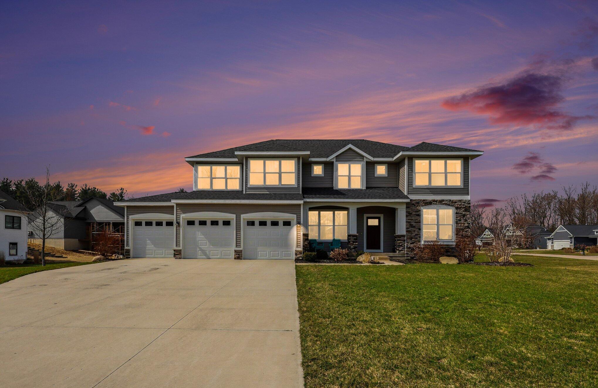 2803 Pinehill Drive Holland MI 49424
