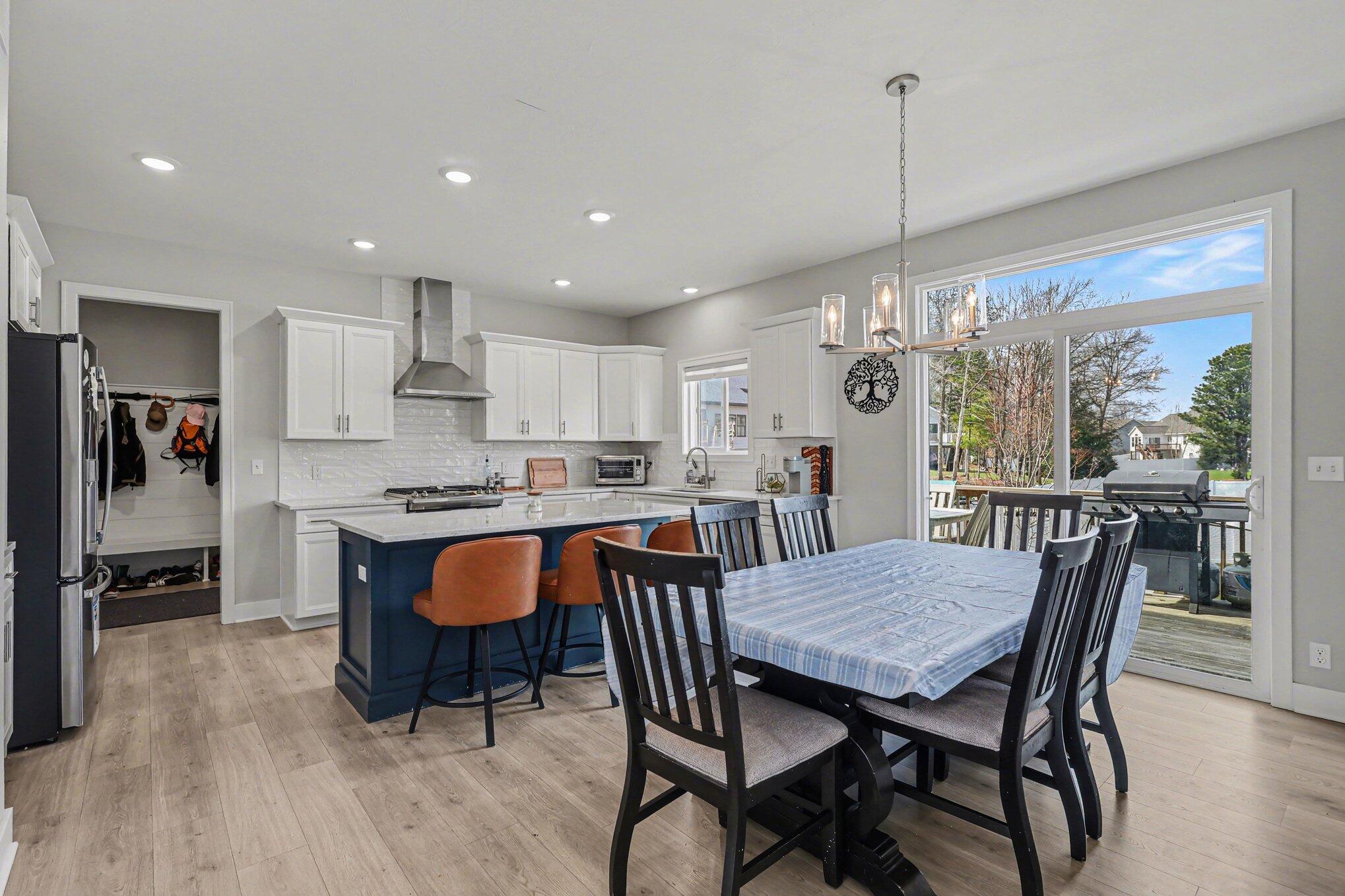 2803 Pinehill Drive Holland MI 49424