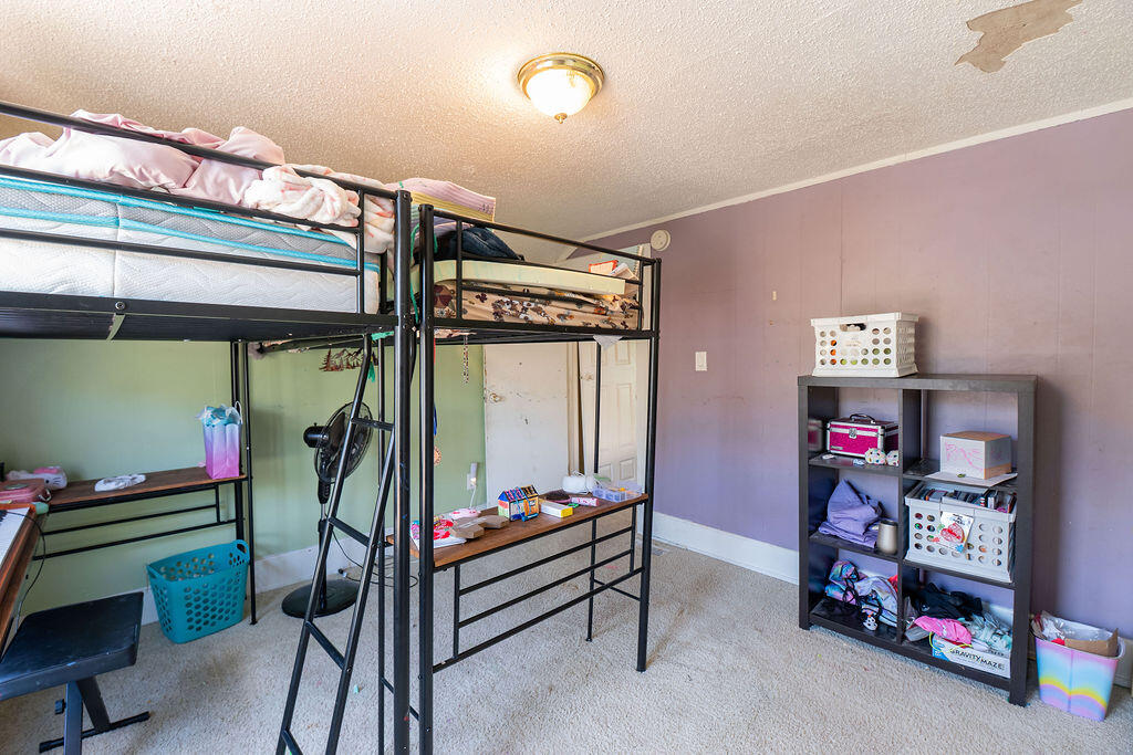 911 Dorchester Avenue SW Grand Rapids MI 49503