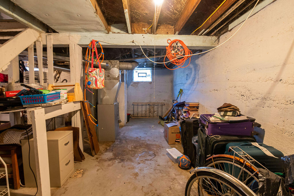 911 Dorchester Avenue SW Grand Rapids MI 49503