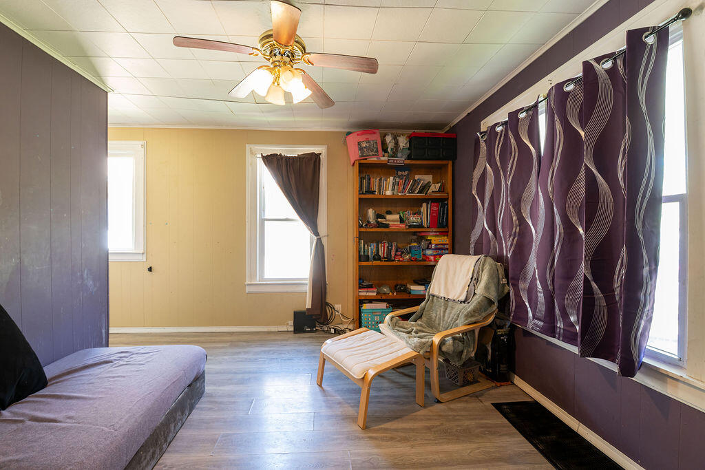 911 Dorchester Avenue SW Grand Rapids MI 49503