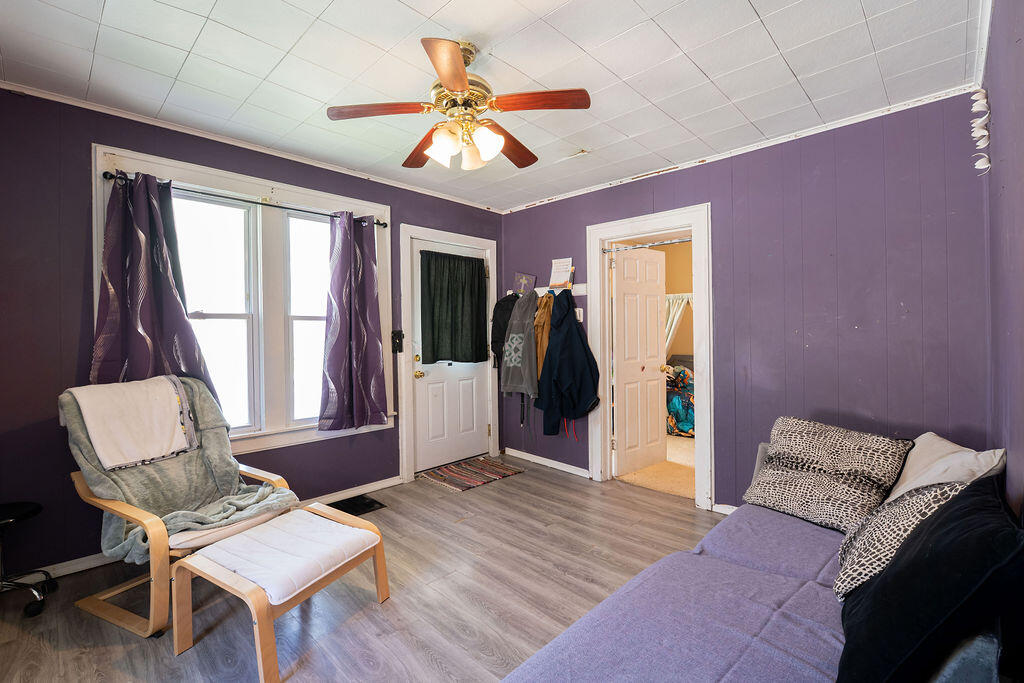 911 Dorchester Avenue SW Grand Rapids MI 49503