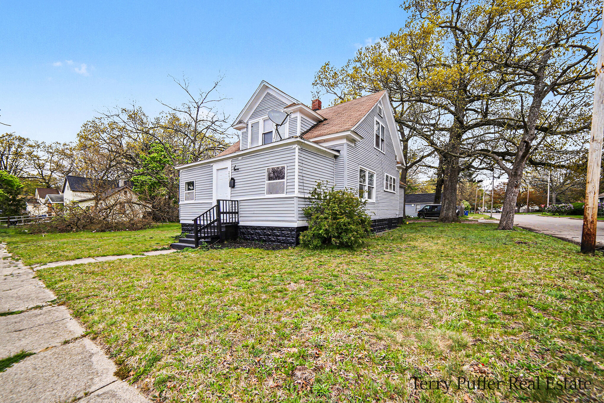 2028 8th Street Muskegon MI 49444