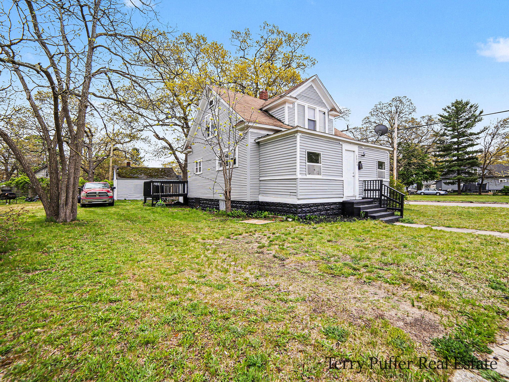 2028 8th Street Muskegon MI 49444