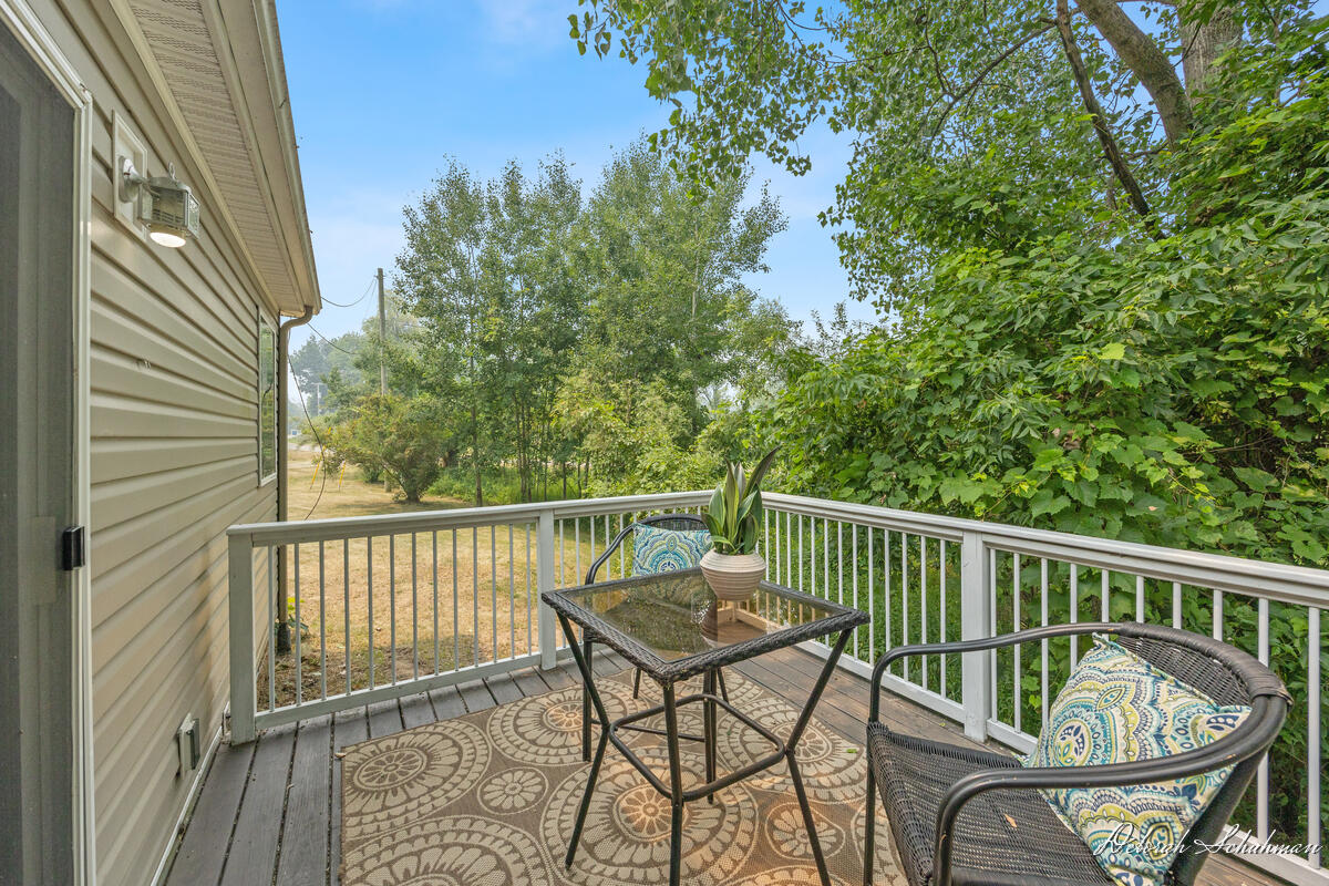 9686 10 Mile Road NE Rockford MI 49341