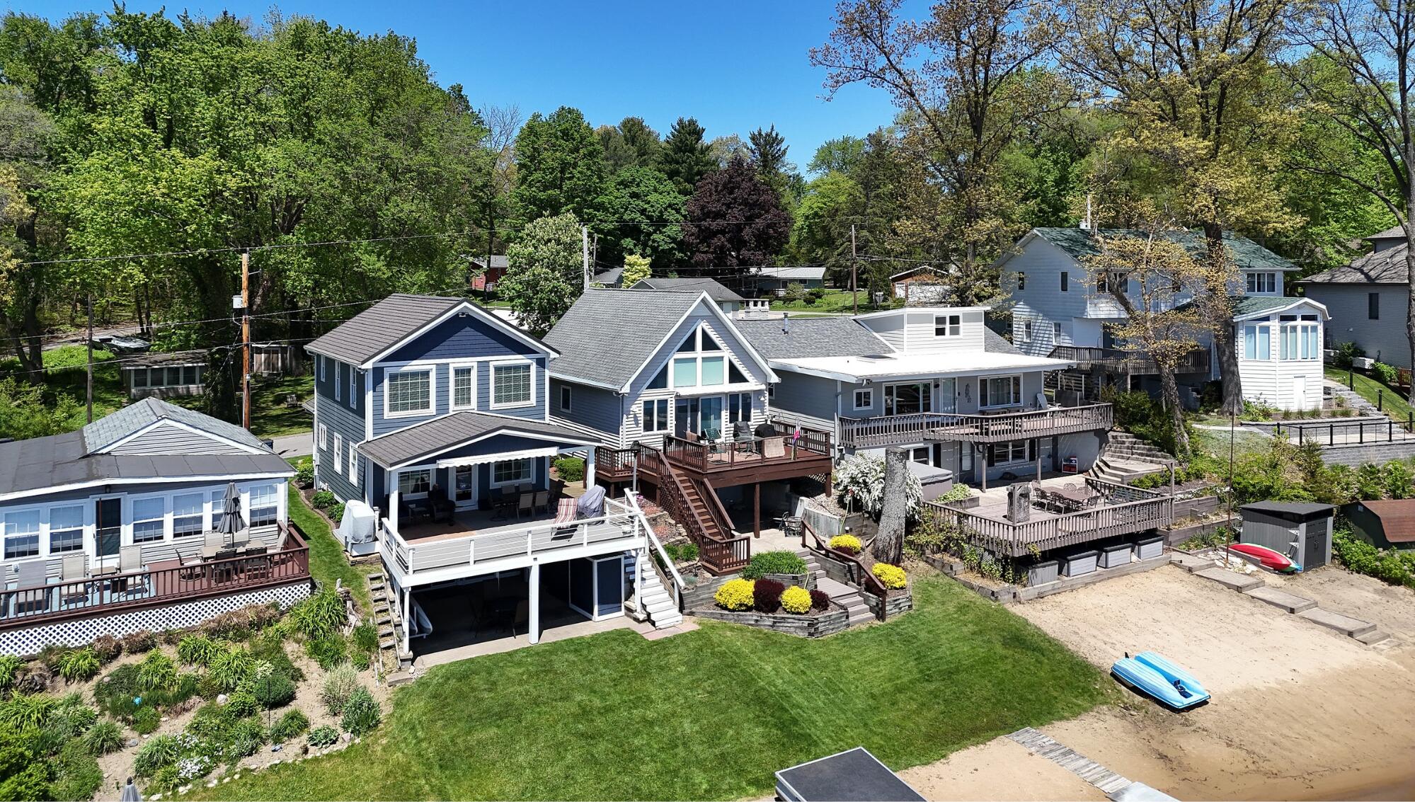 66937 Lakeshore Drive Dowagiac MI 49047