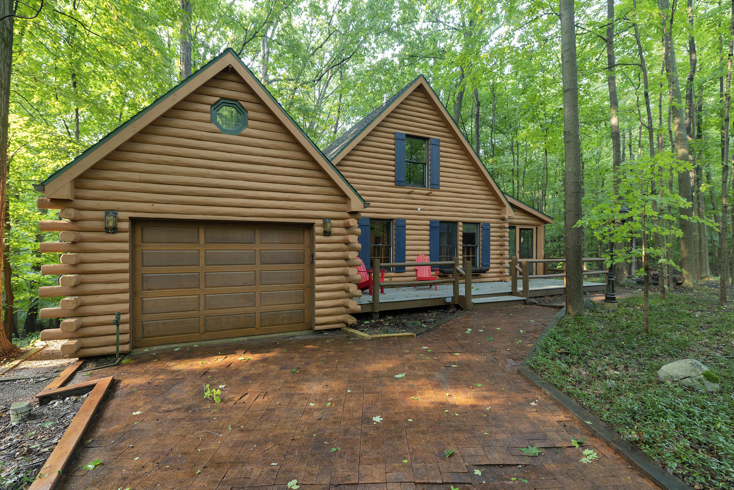 332 Charlestown Colony Buchanan MI 49107