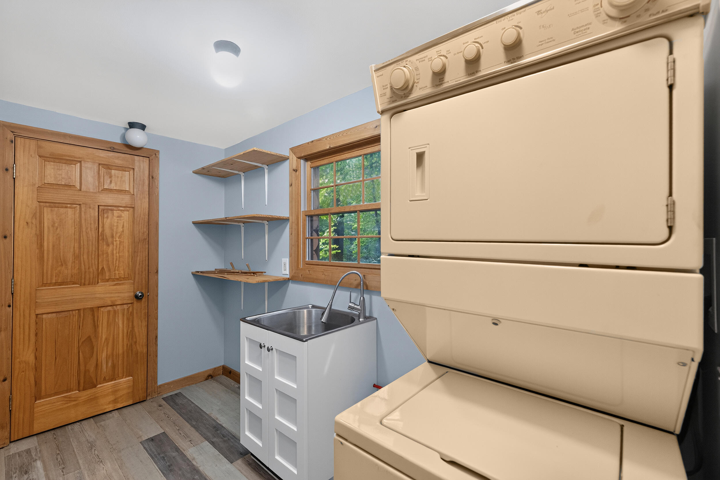 332 Charlestown Colony Buchanan MI 49107