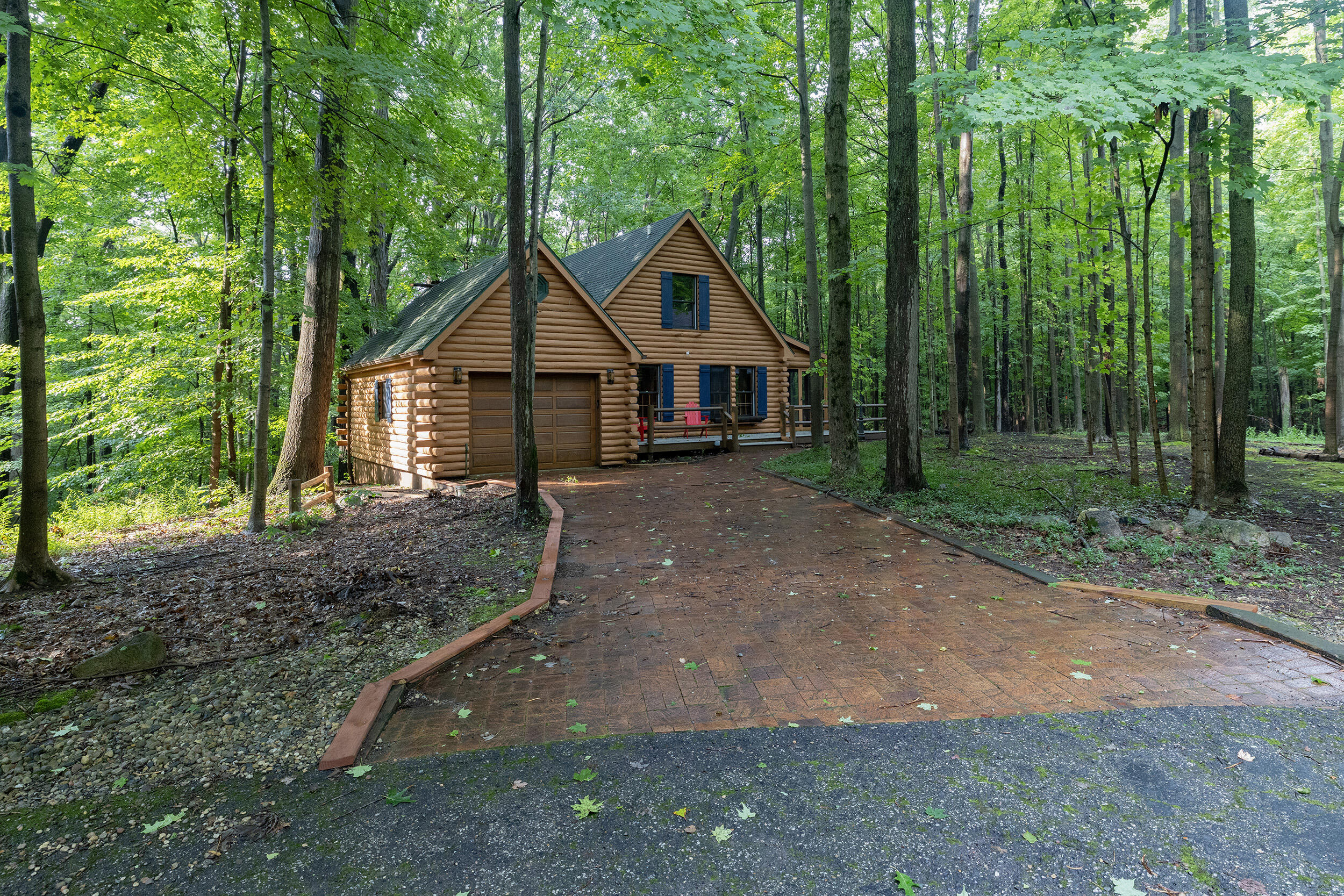 332 Charlestown Colony Buchanan MI 49107