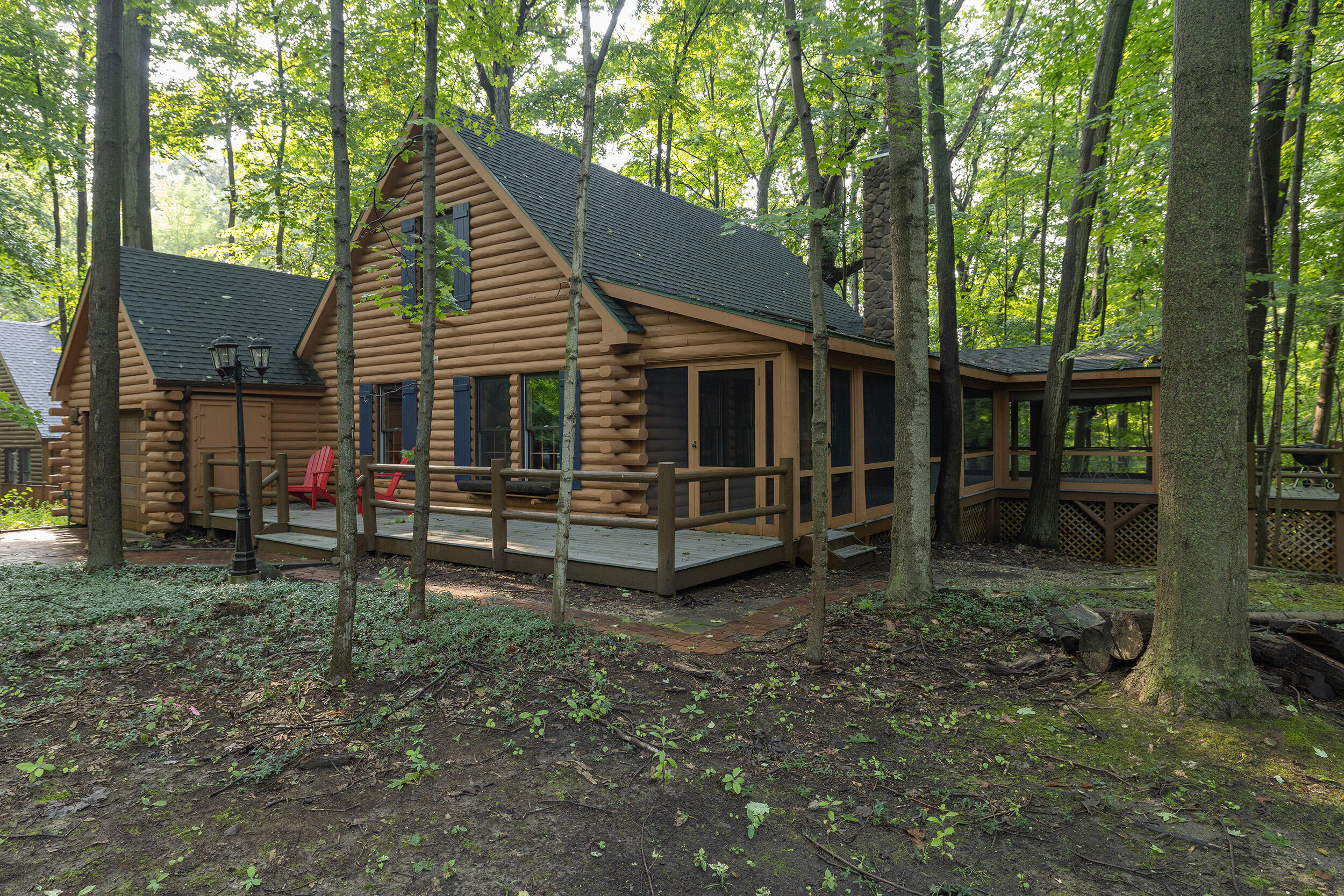 332 Charlestown Colony Buchanan MI 49107