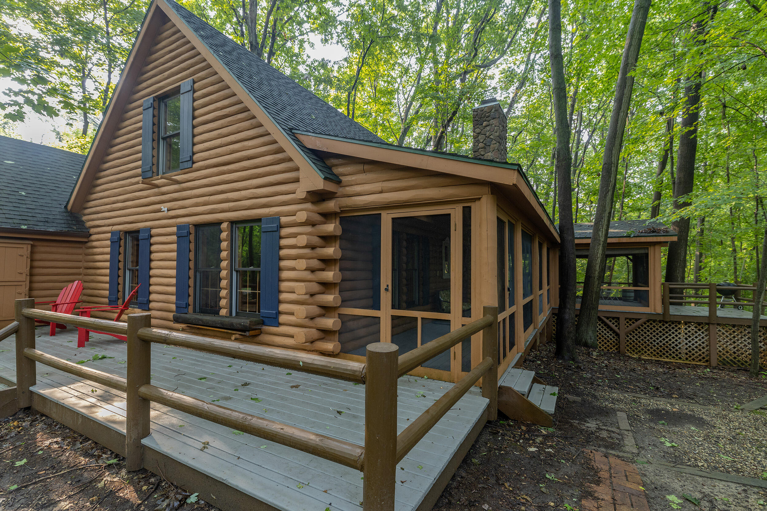 332 Charlestown Colony Buchanan MI 49107