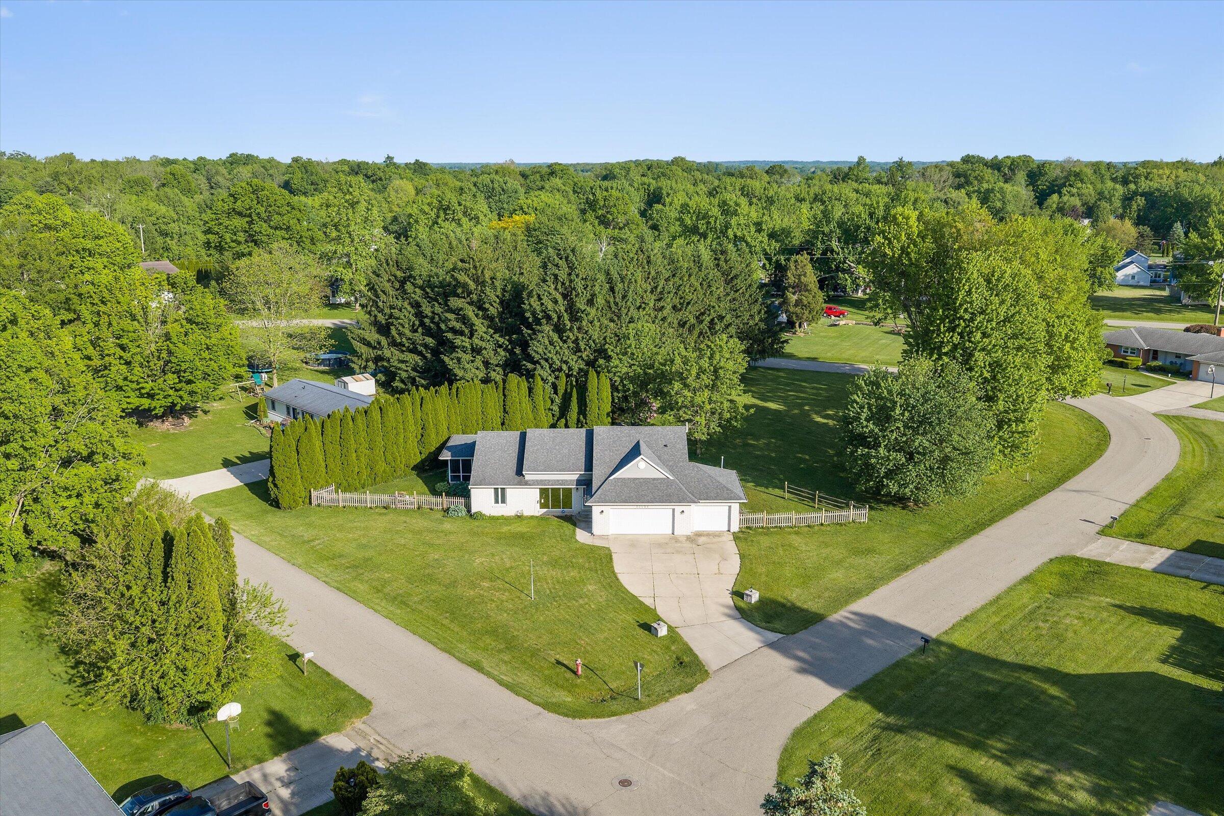 22401 Happy Drive Cassopolis MI 49031