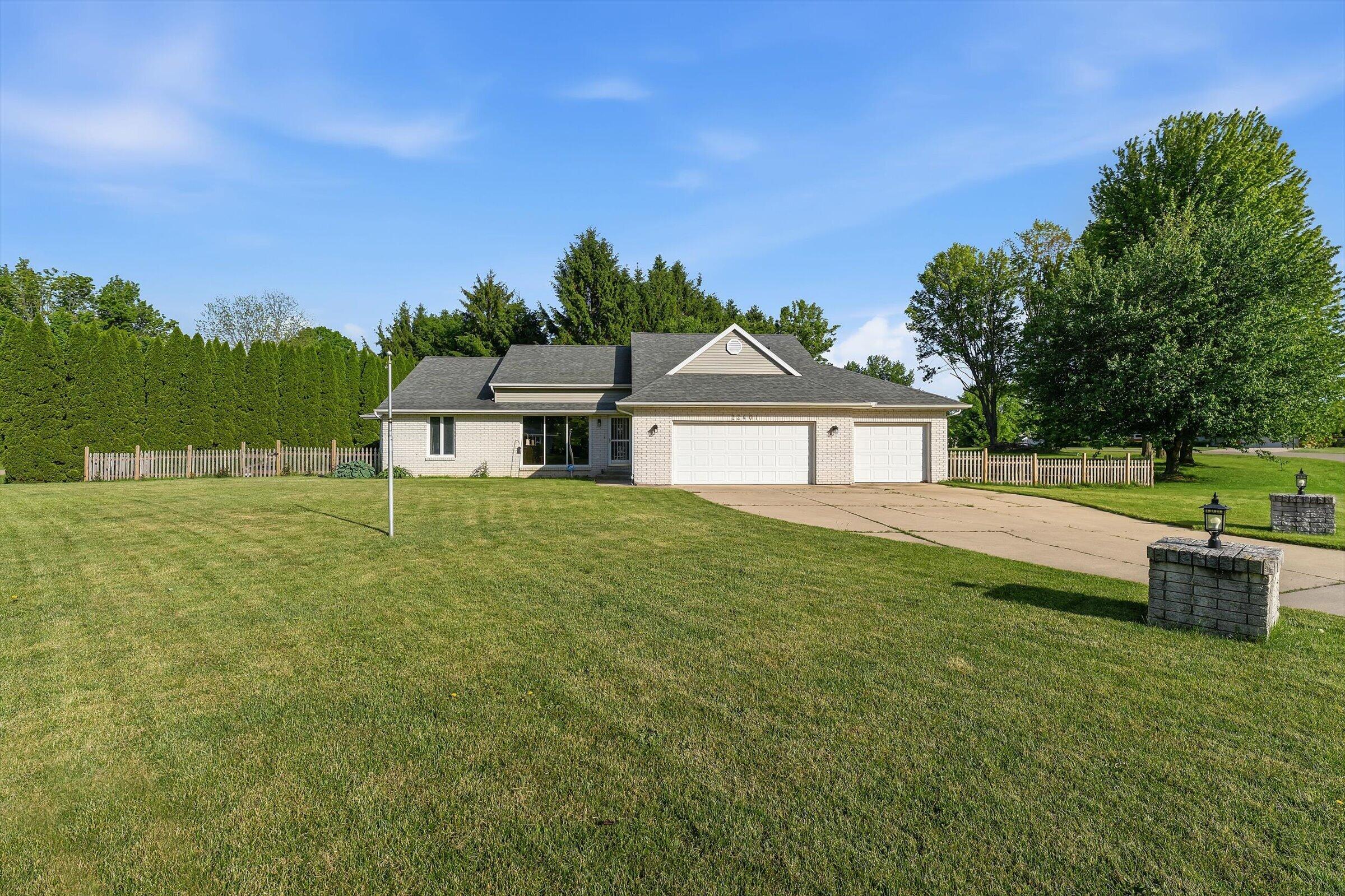 22401 Happy Drive Cassopolis MI 49031