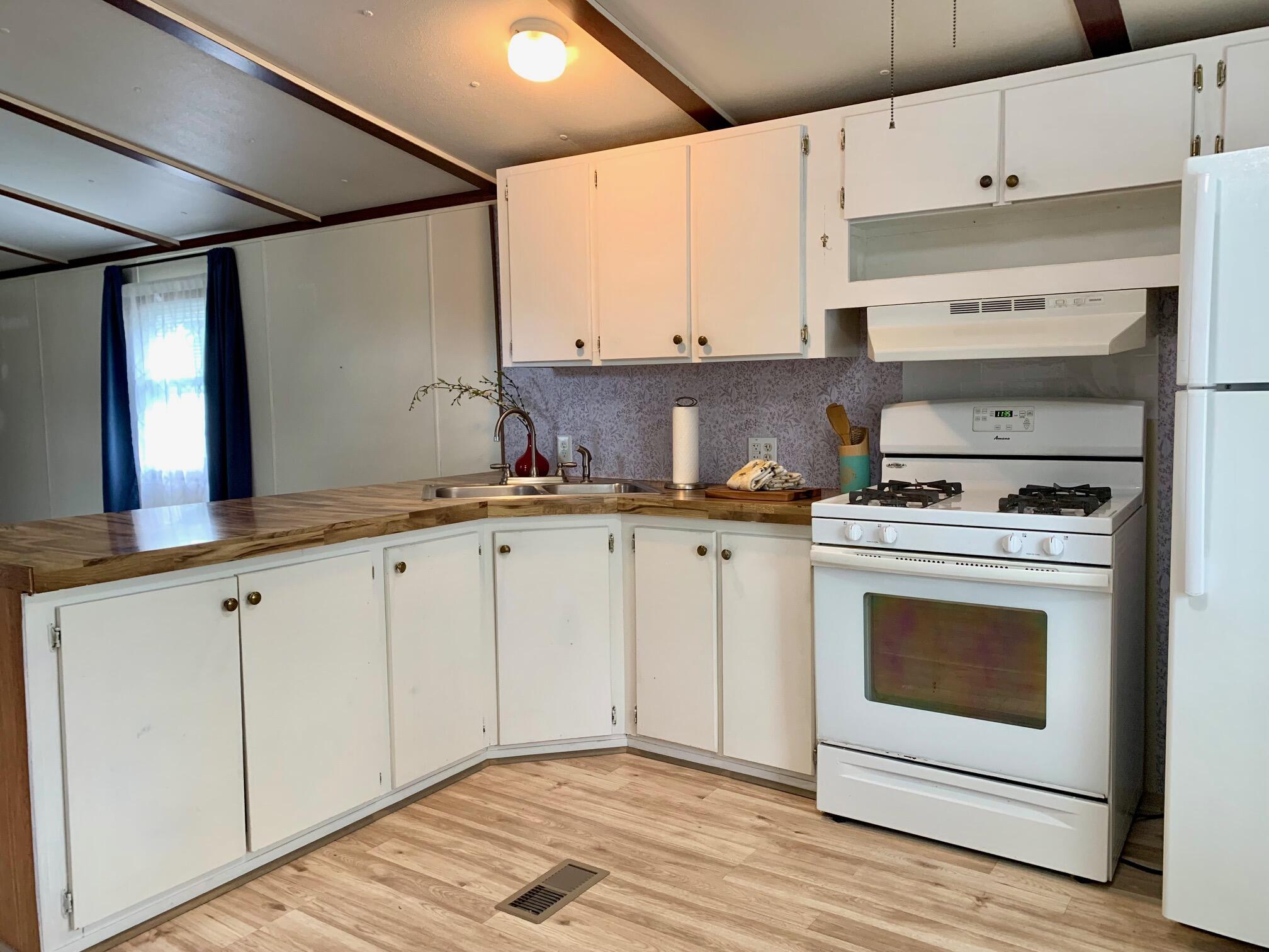 3677 S Pere Marquette Highway Ludington MI 49431