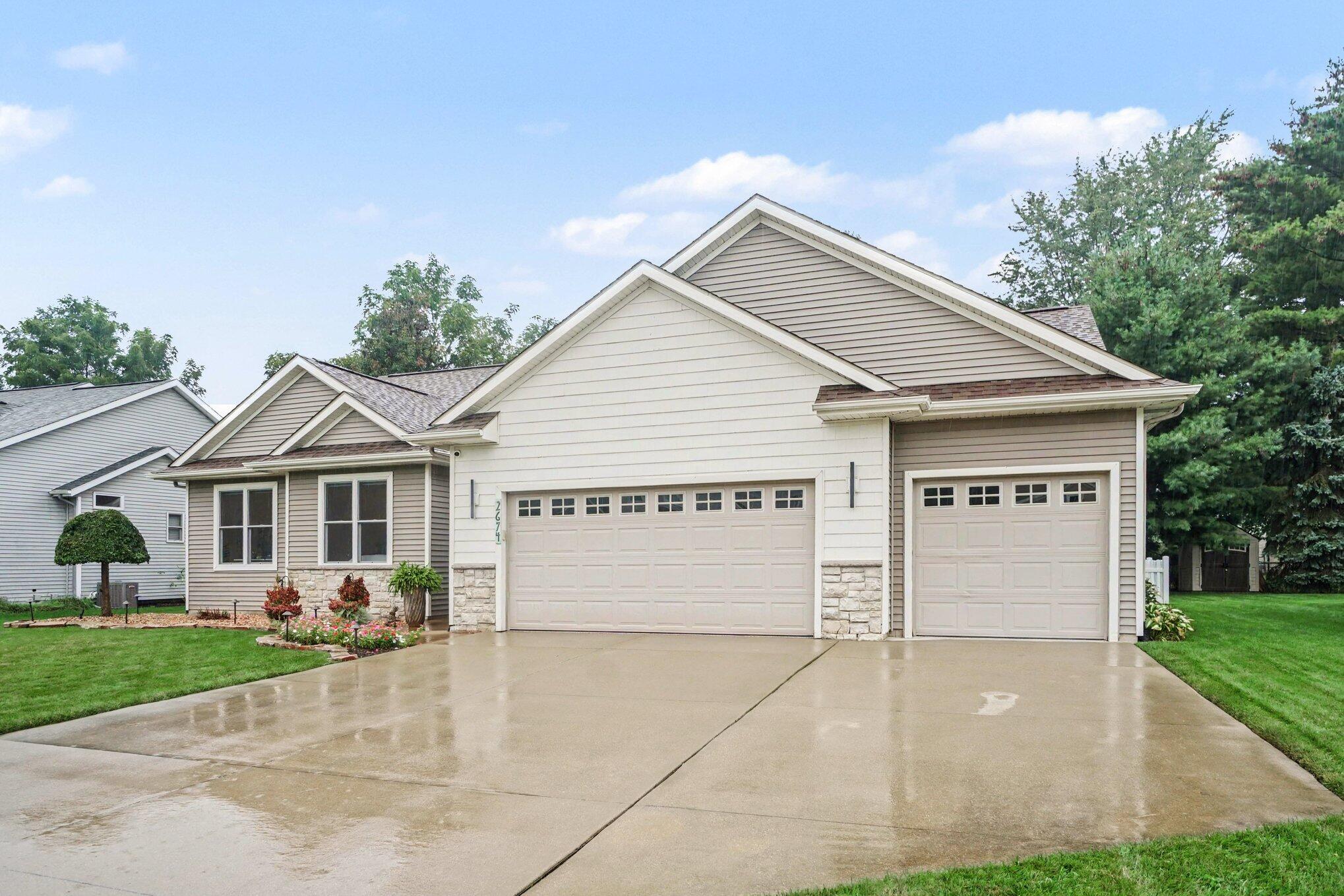 2674 Avalon Woods Drive Portage MI 49024