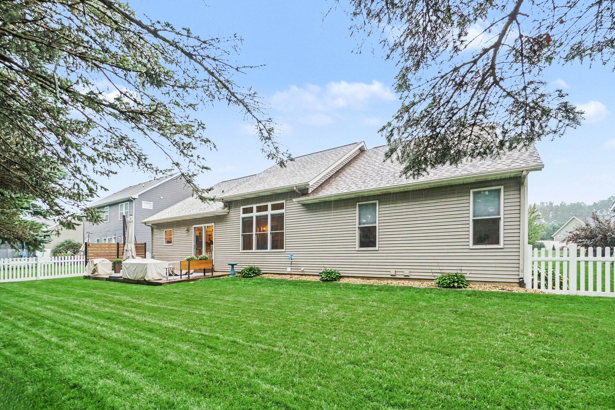 2674 Avalon Woods Drive Portage MI 49024