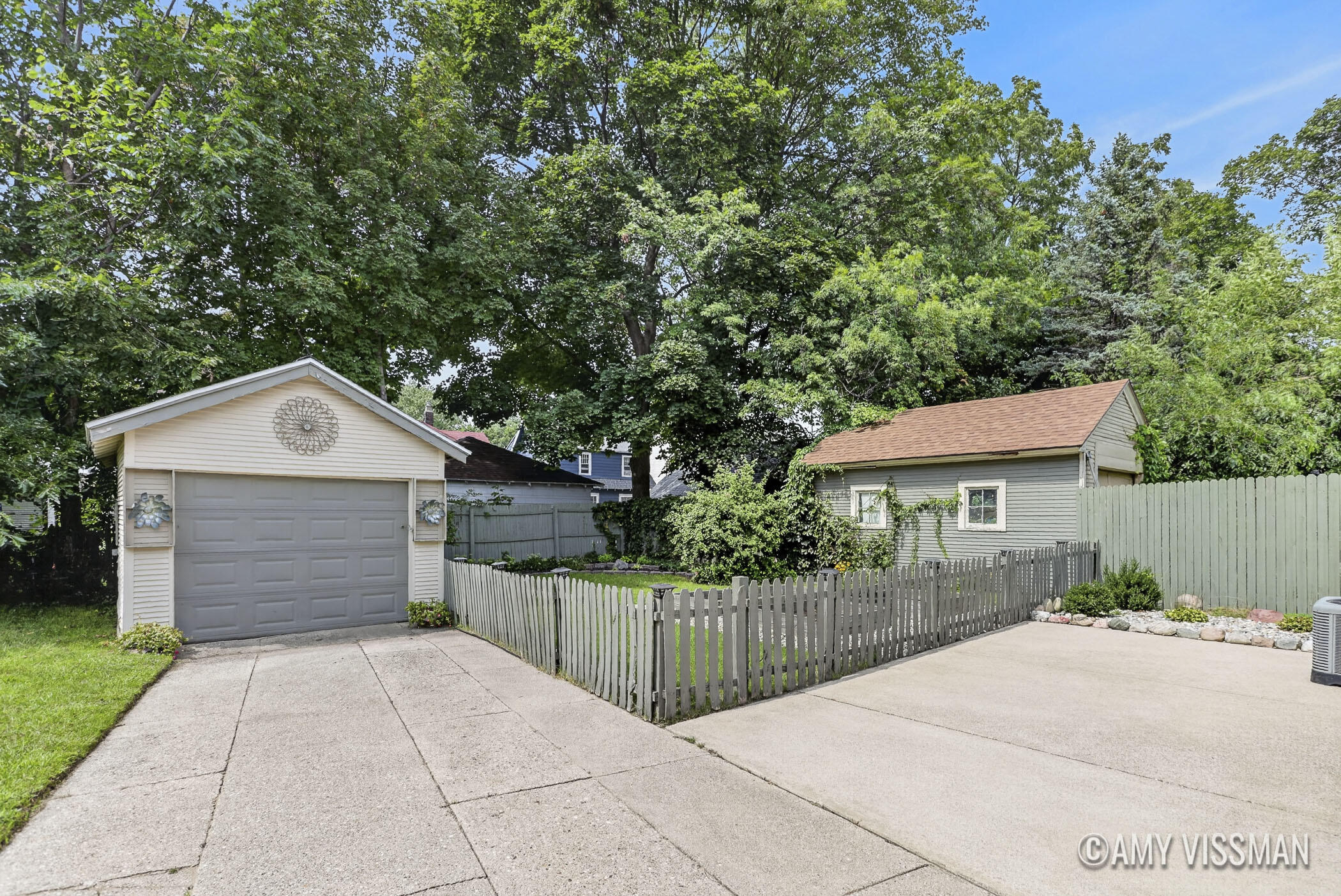 1921 Linden Avenue SE Grand Rapids MI 49507