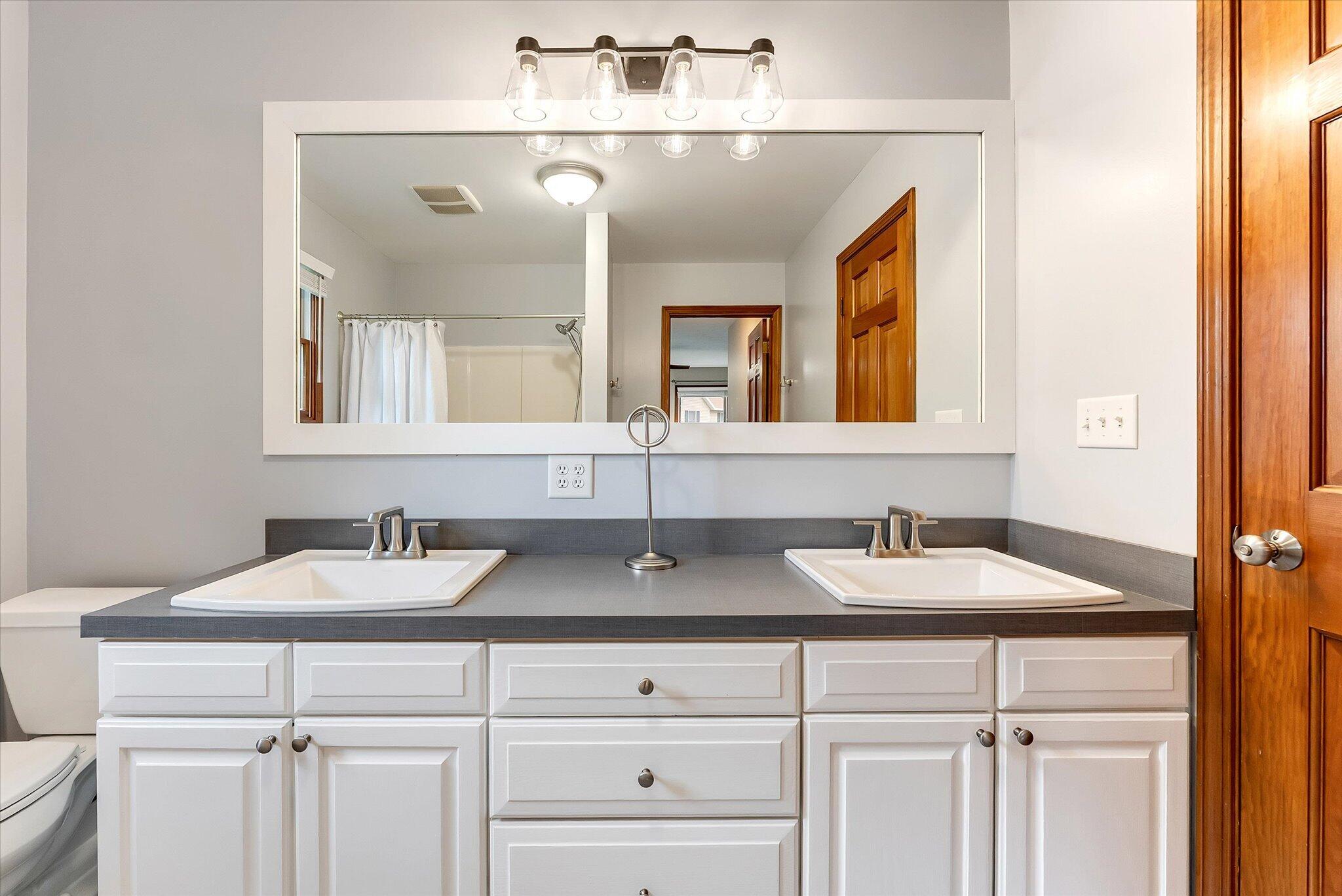 9447 Prairie Ridge Court Zeeland MI 49464