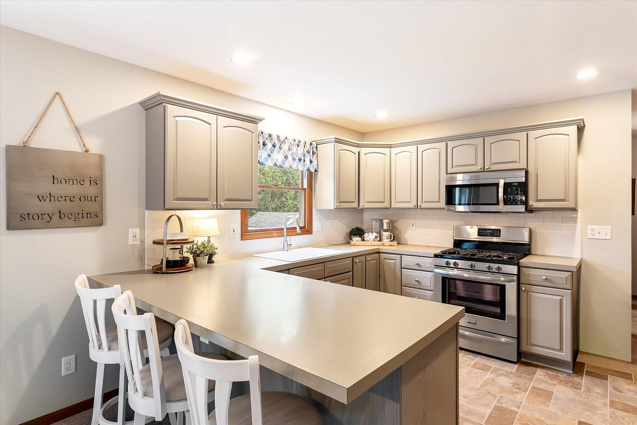 9447 Prairie Ridge Court Zeeland MI 49464