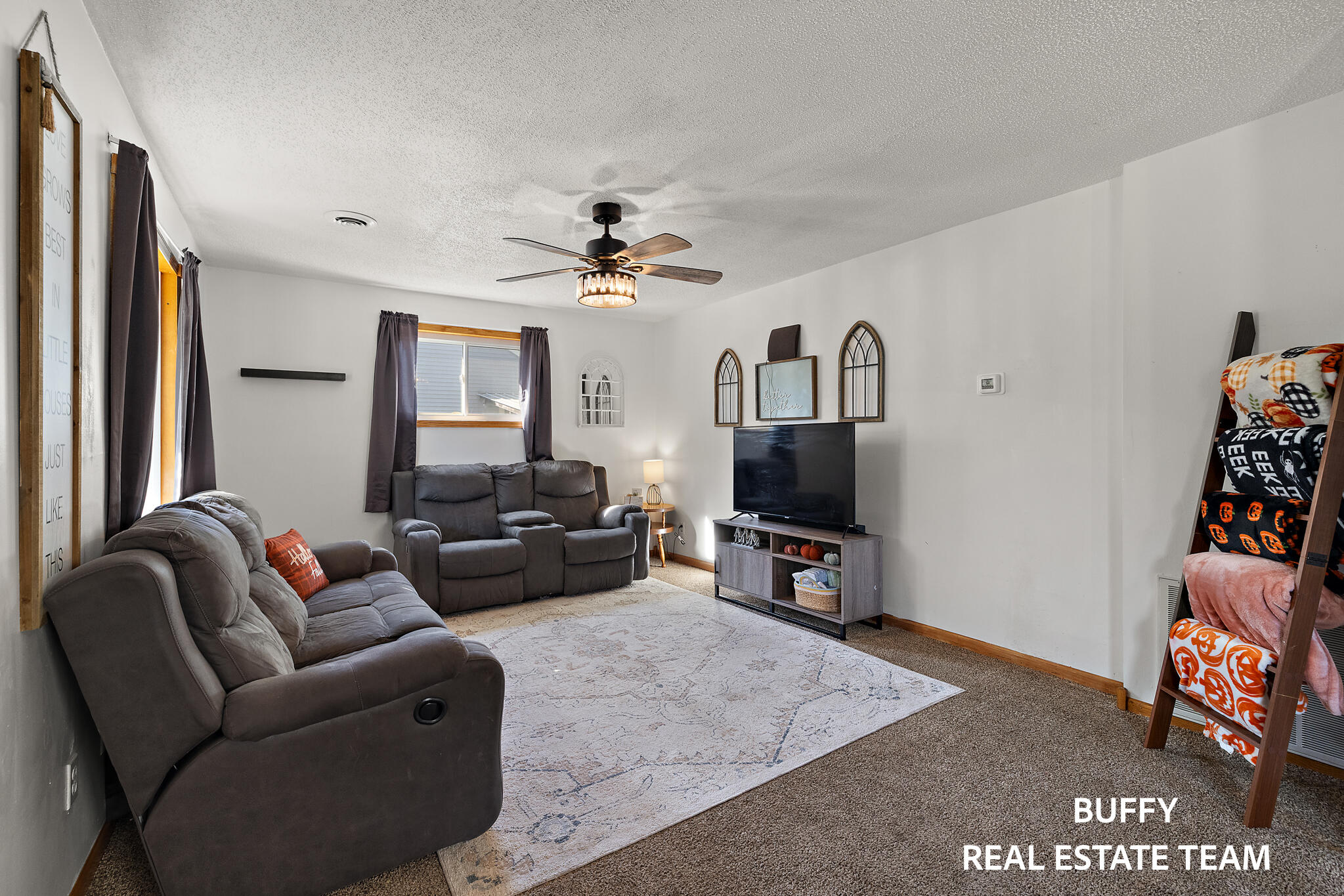 2280 Madalene Avenue Muskegon MI 49442