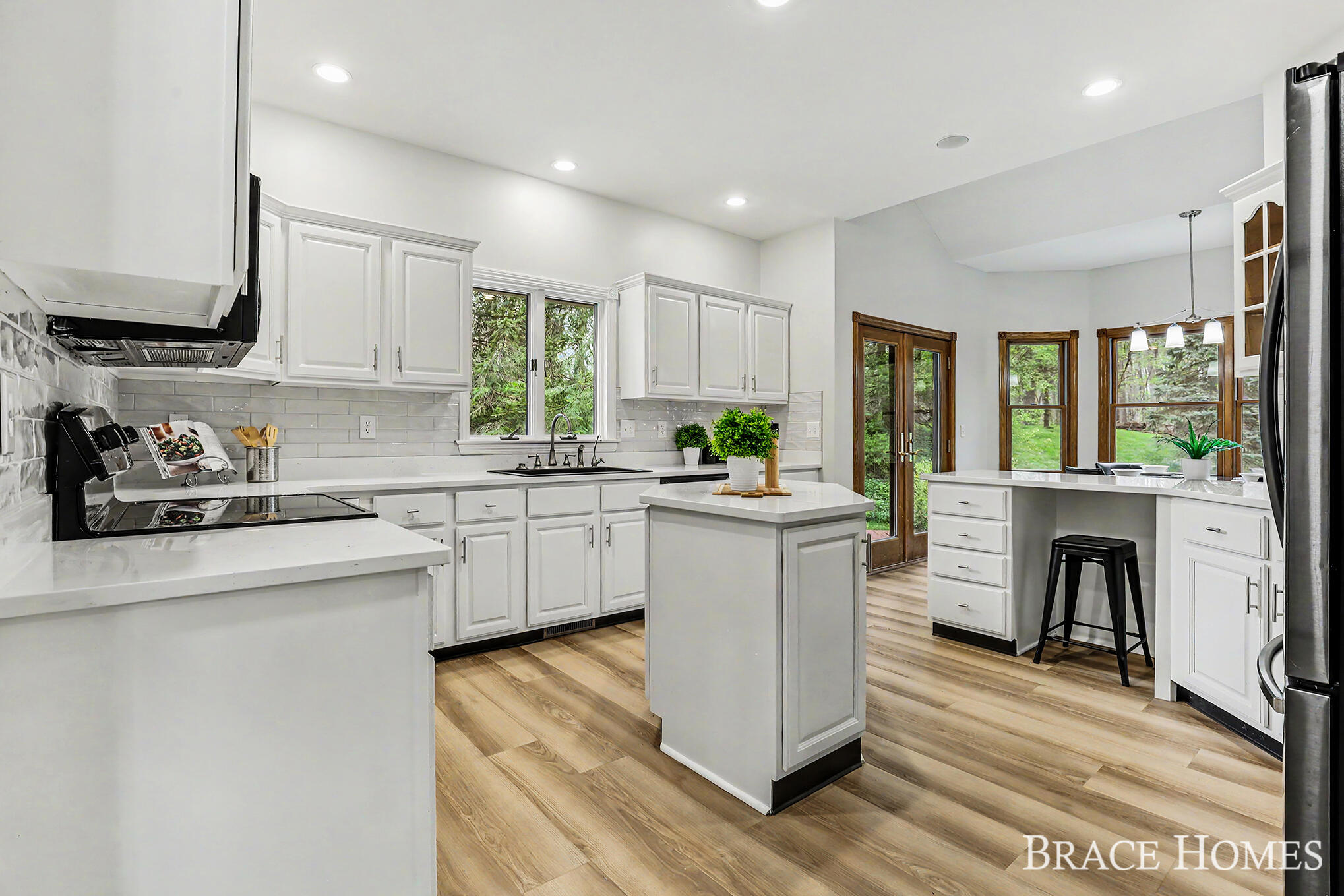 2155 Timber Valley Drive NE Grand Rapids MI 49525