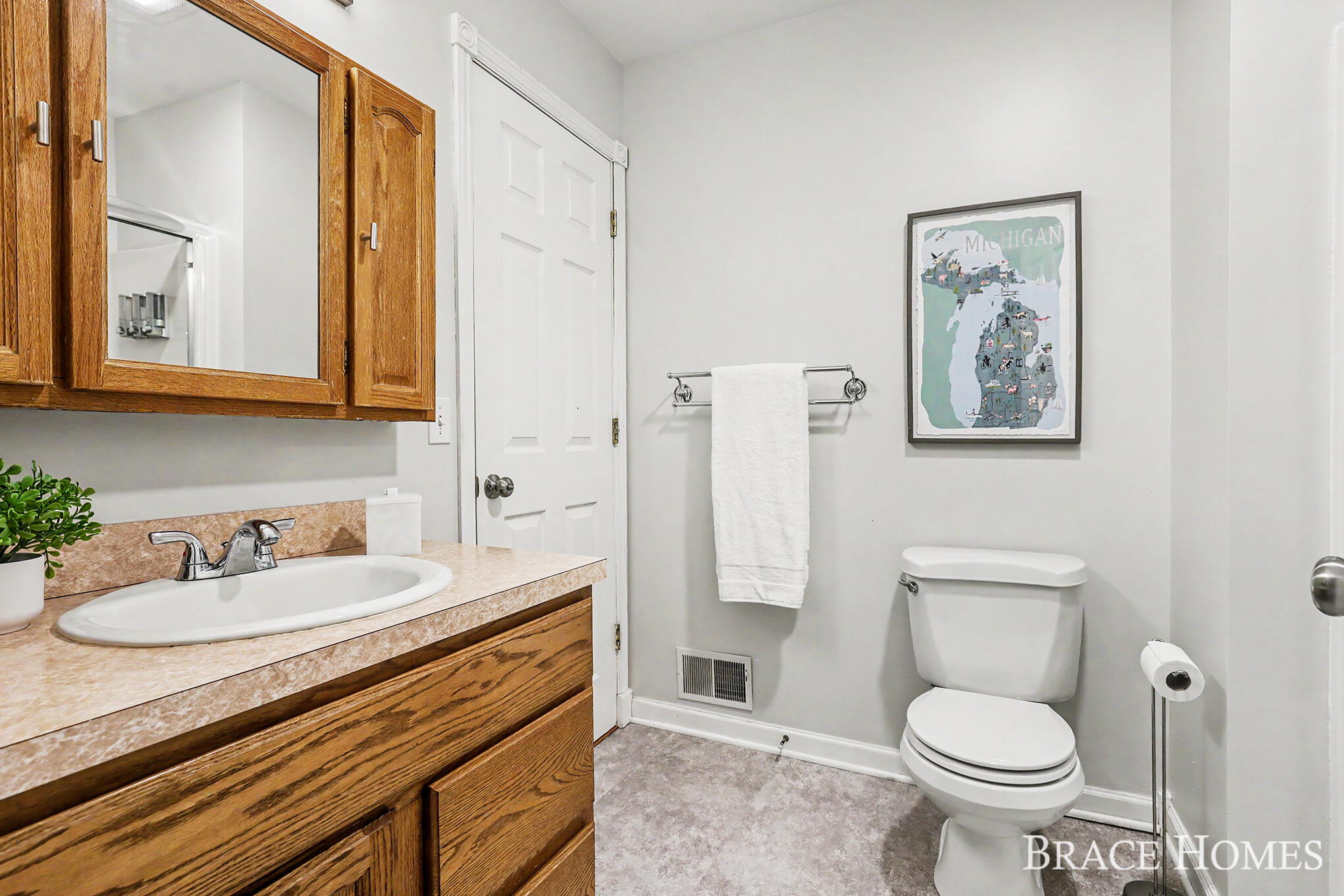 2155 Timber Valley Drive NE Grand Rapids MI 49525