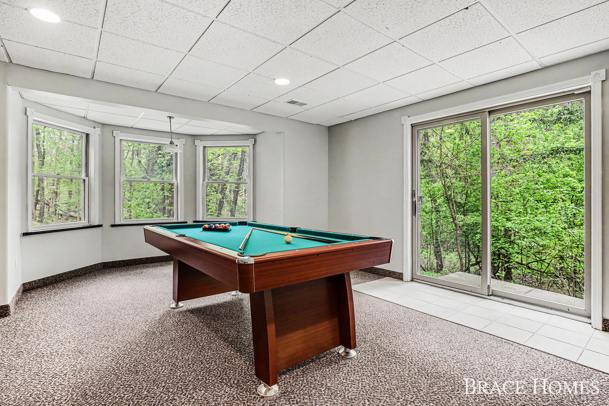 2155 Timber Valley Drive NE Grand Rapids MI 49525
