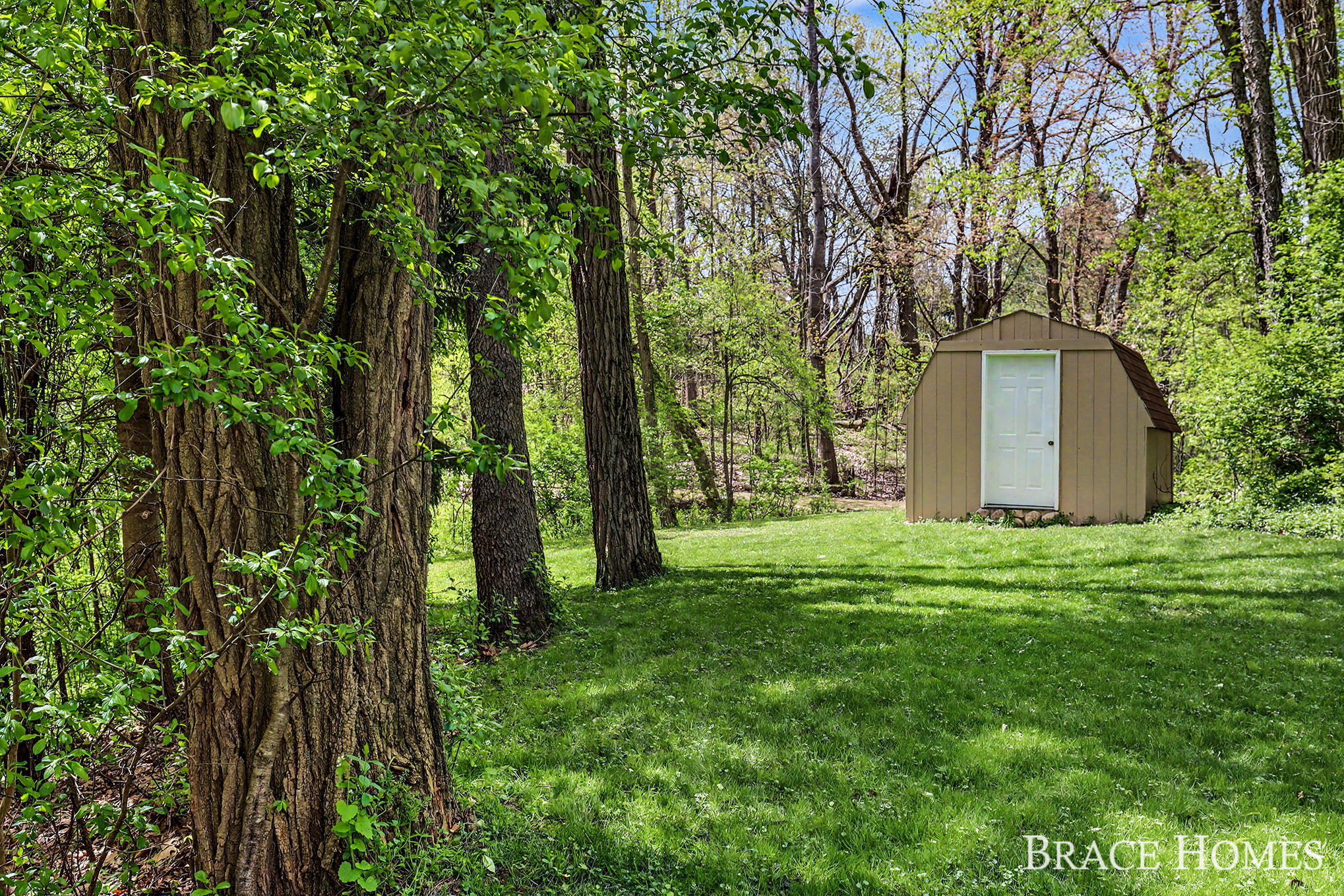 2155 Timber Valley Drive NE Grand Rapids MI 49525