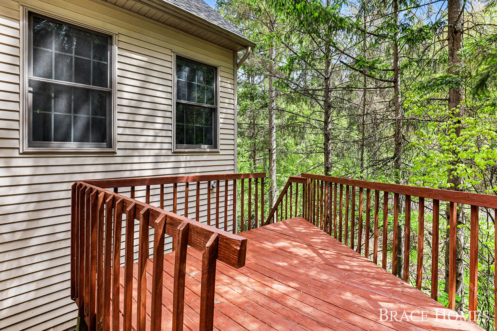 2155 Timber Valley Drive NE Grand Rapids MI 49525