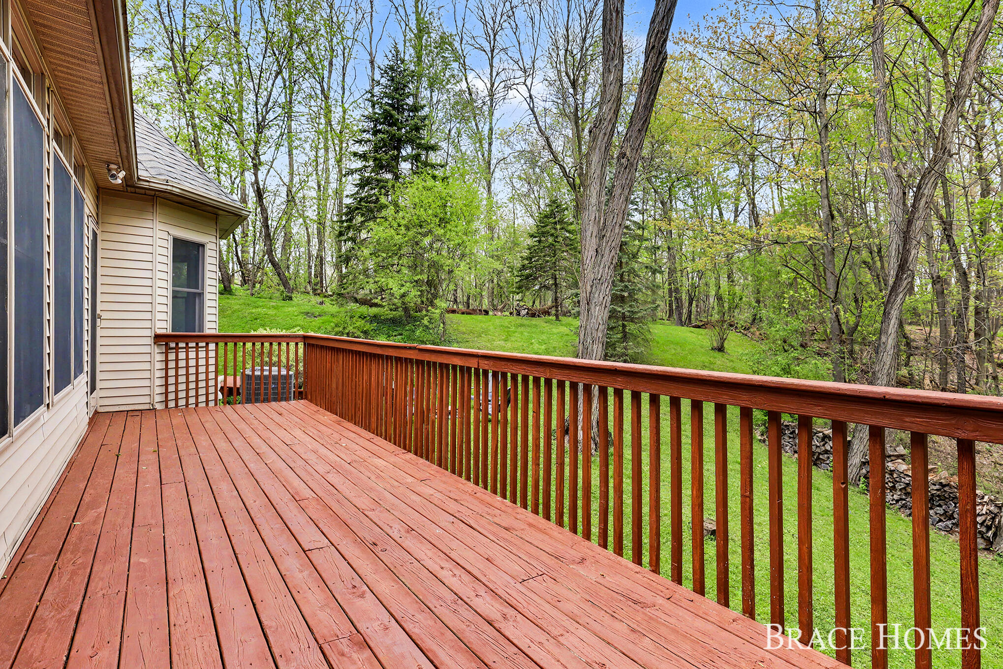 2155 Timber Valley Drive NE Grand Rapids MI 49525