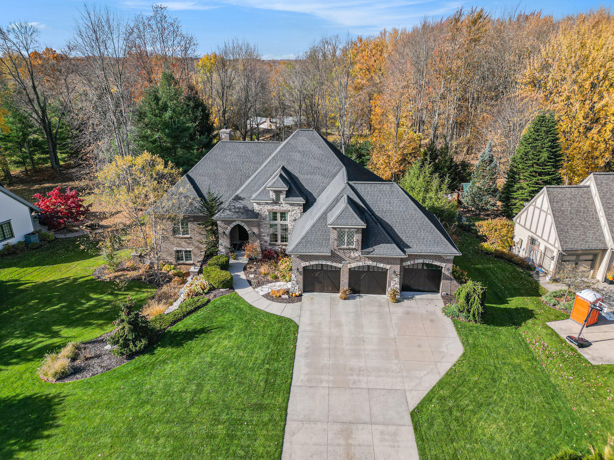 5808 Manchester Hills Drive SE Grand Rapids MI 49546