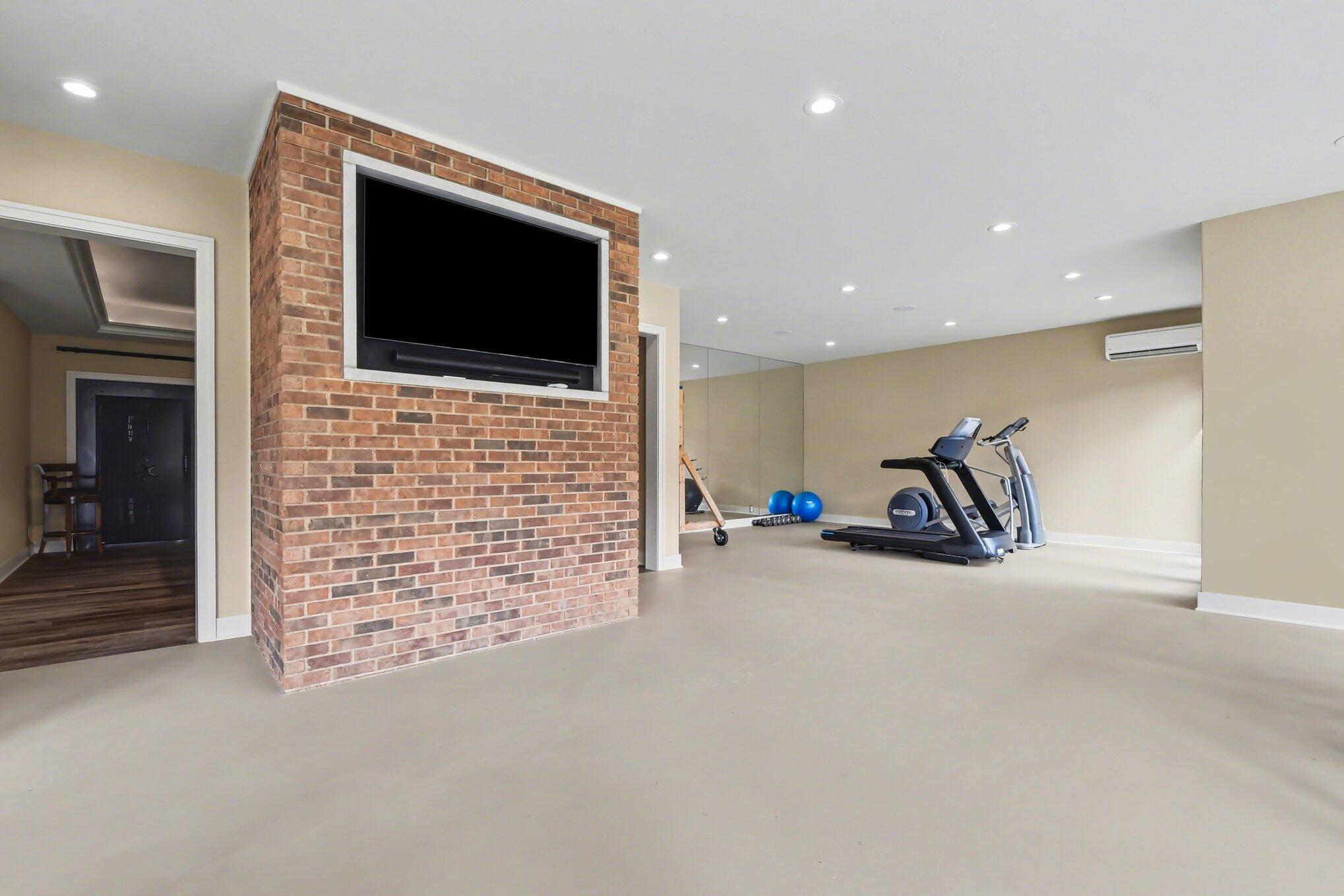 7428 Biscayne Way SE Grand Rapids MI 49546