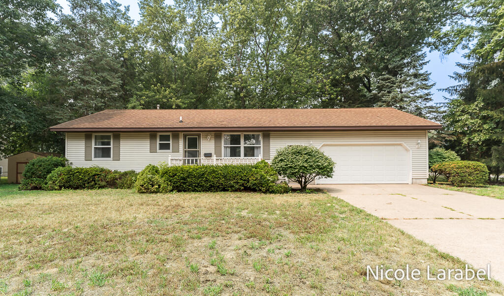 16362 Robbins Road Grand Haven MI 49417