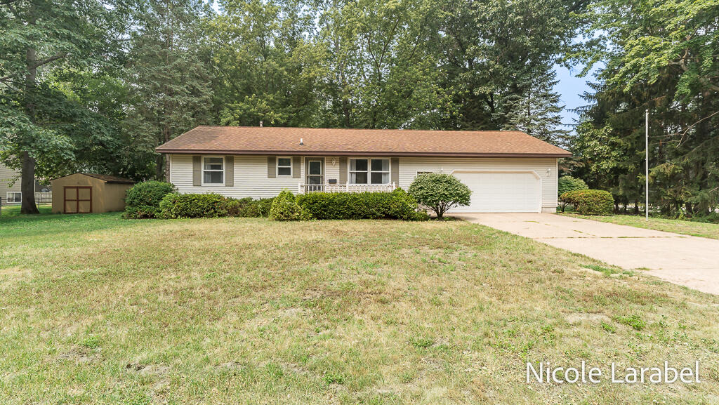16362 Robbins Road Grand Haven MI 49417