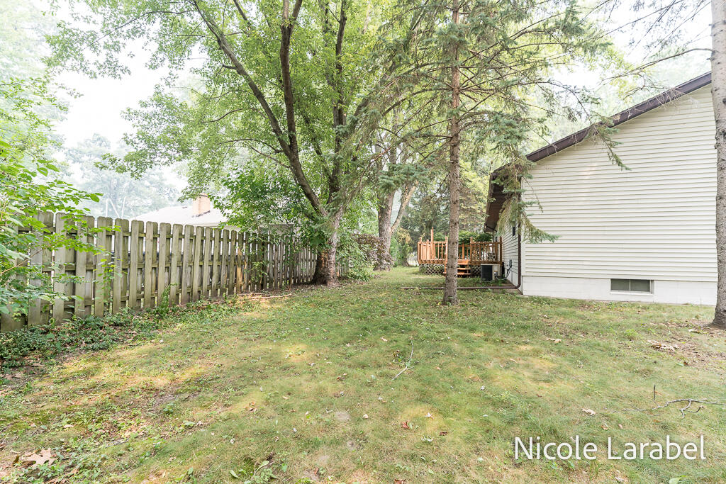 16362 Robbins Road Grand Haven MI 49417