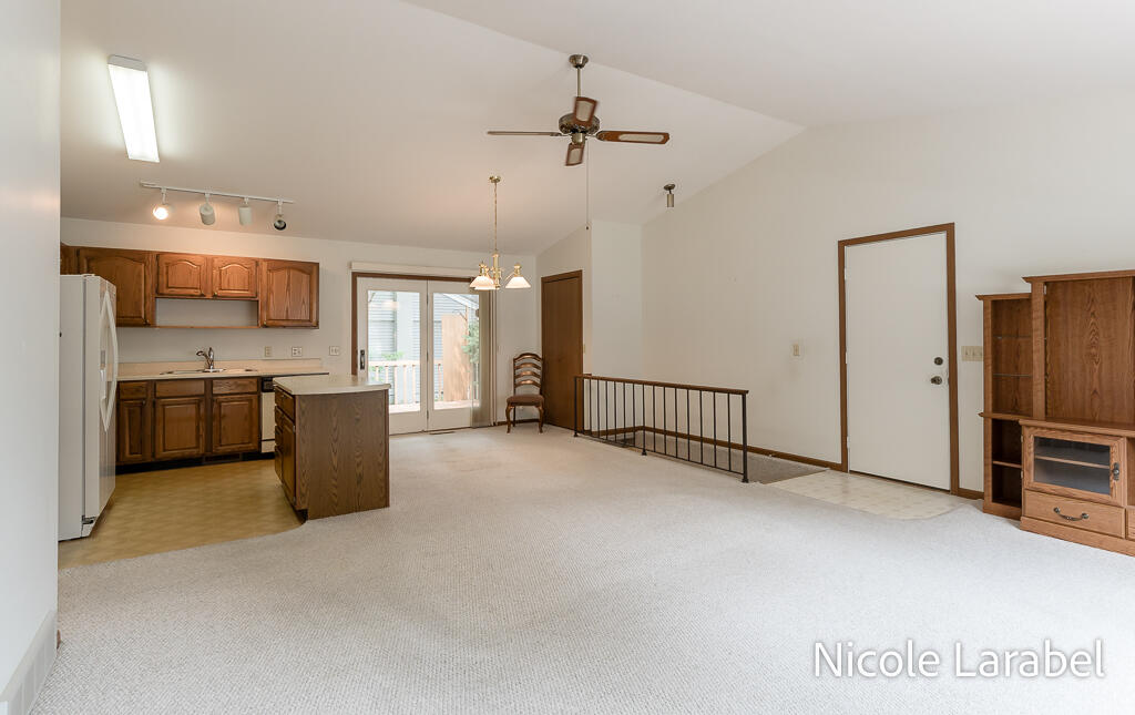 16362 Robbins Road Grand Haven MI 49417