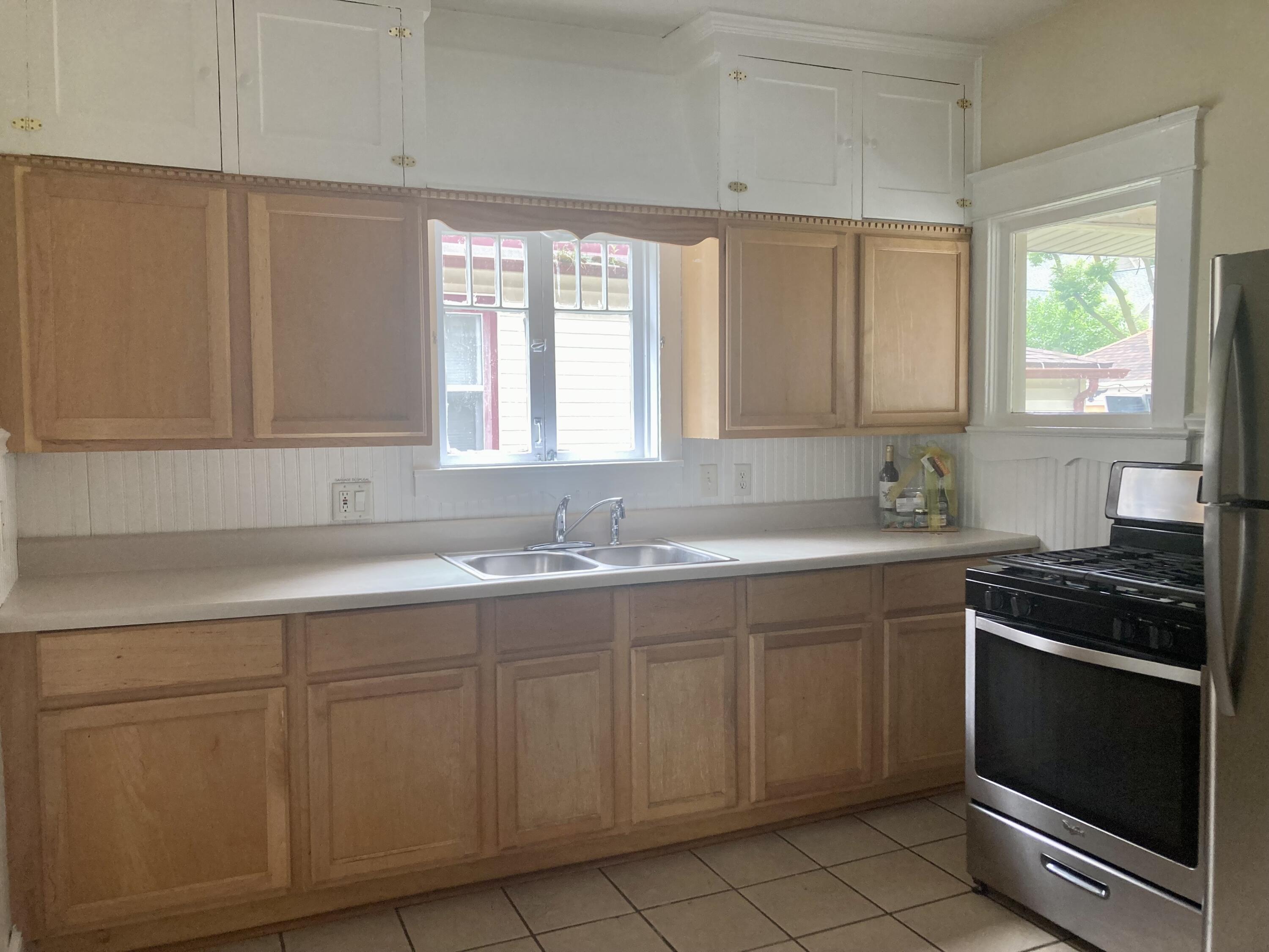 666 Lake Drive SE Grand Rapids MI 49506