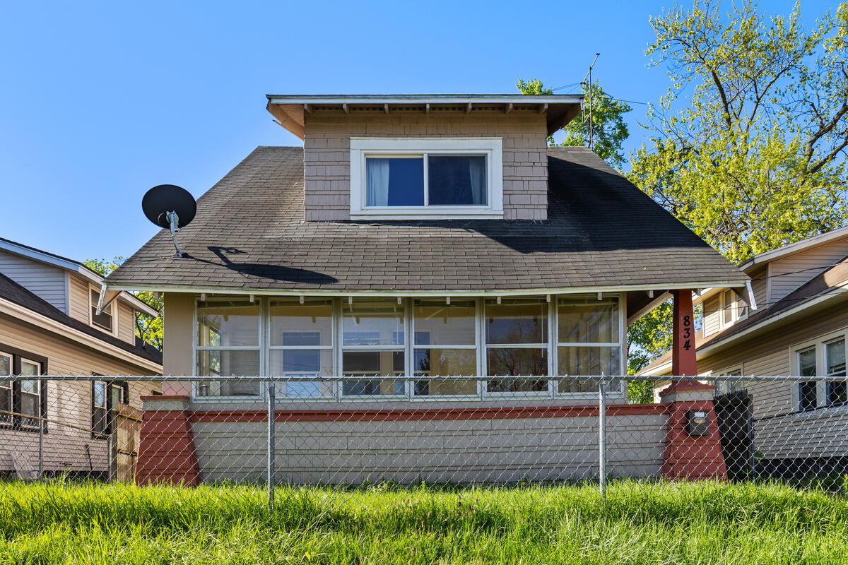 834 Adams Street SE Grand Rapids MI 49507