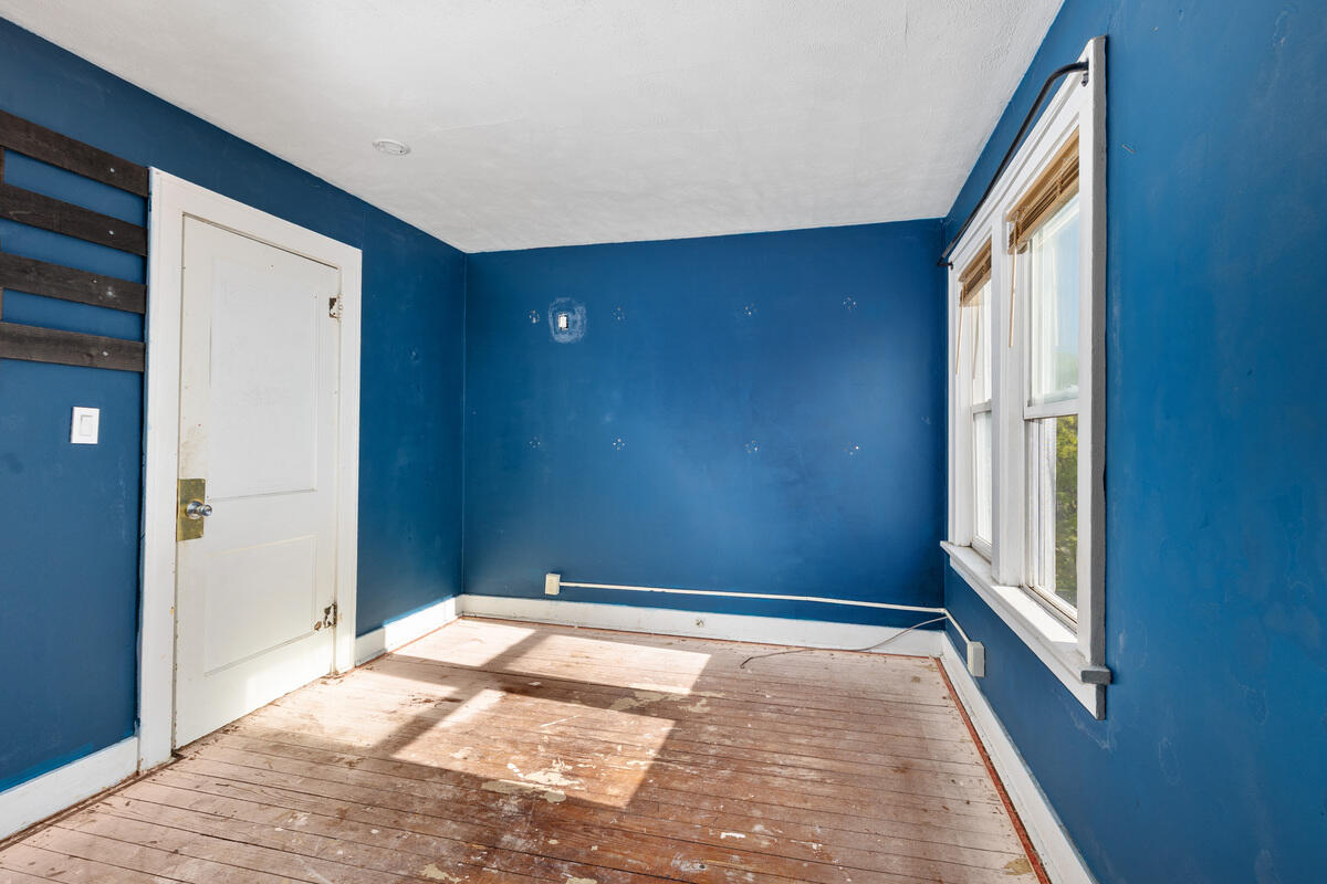 834 Adams Street SE Grand Rapids MI 49507