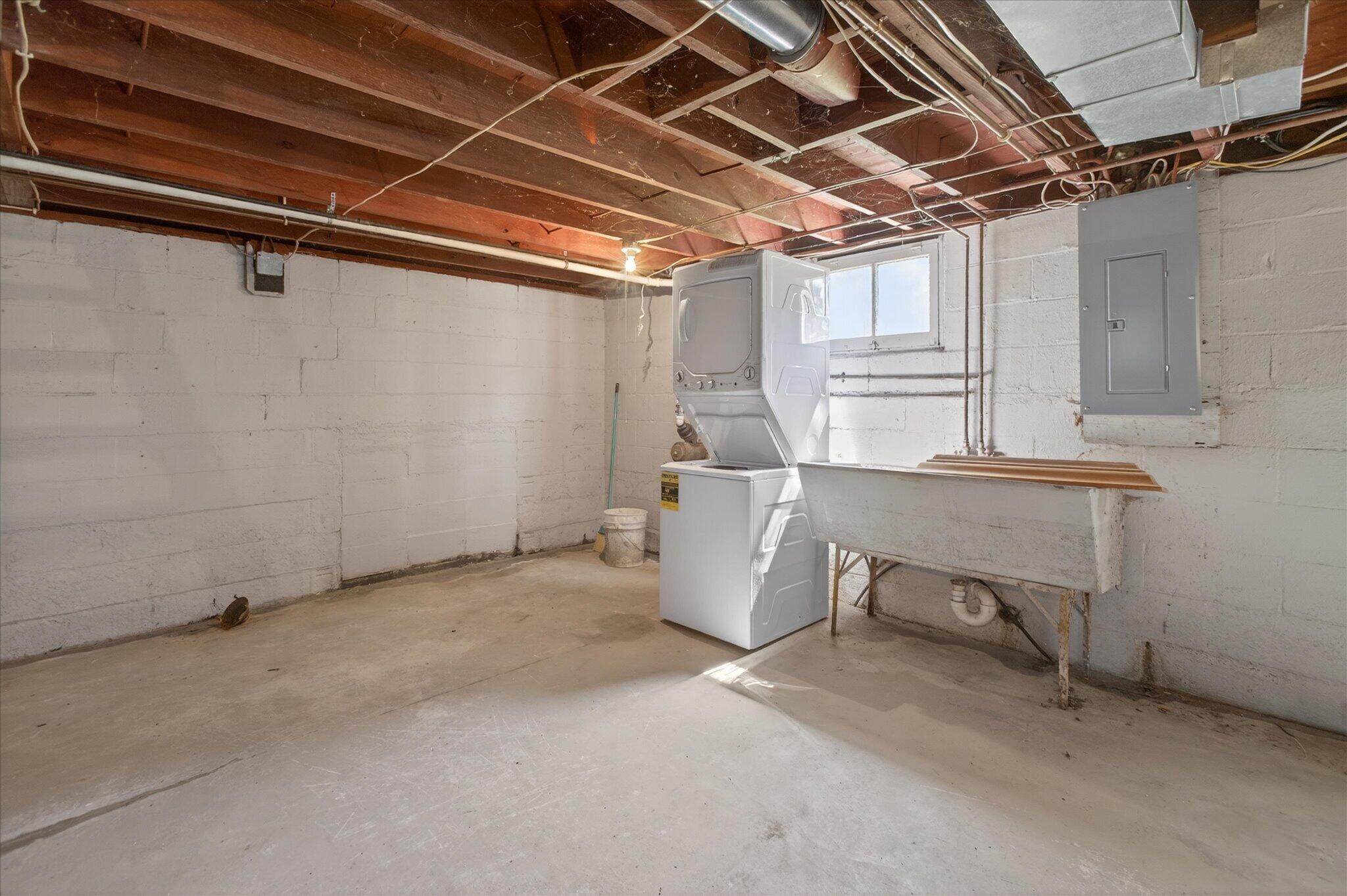 1007 W Detroit Street New Buffalo MI 49117