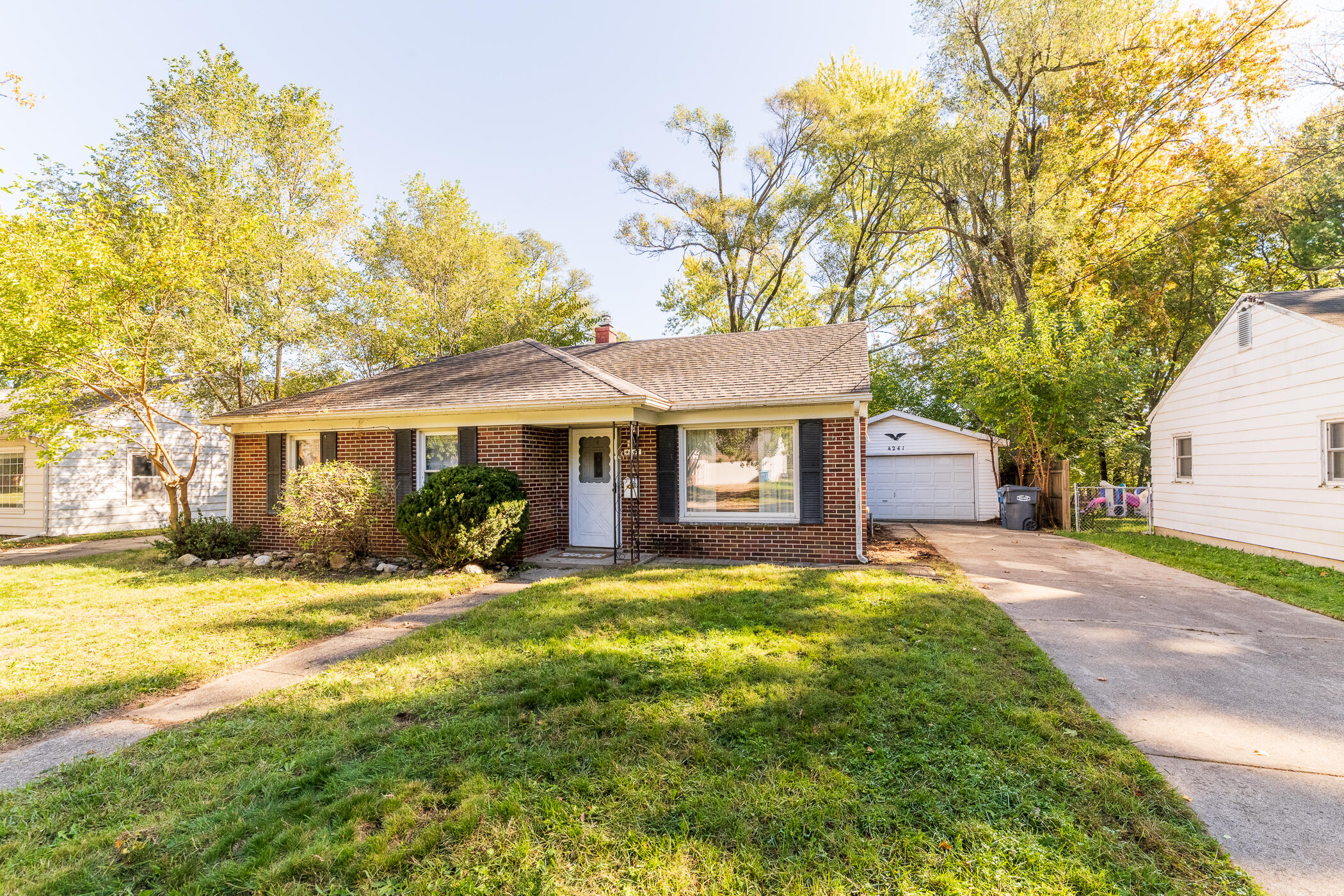 Kalamazoo MI, 4241 Pembrook Street